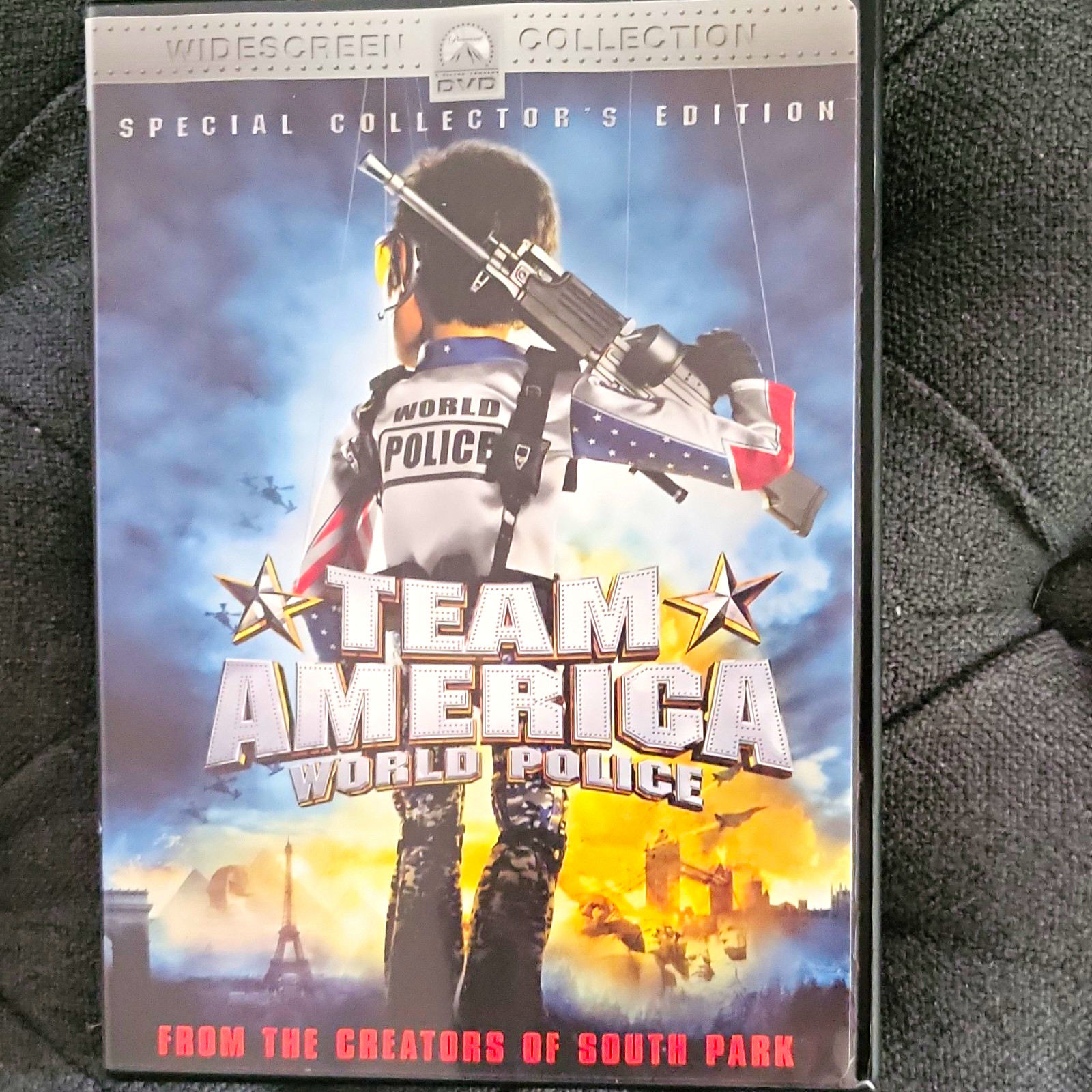 Paramount Pictures Team America: World Police DVD Special Collector\'s Widescreen Paramount Pictures Team America: World Police DVD Special Collector\'s Widescreen