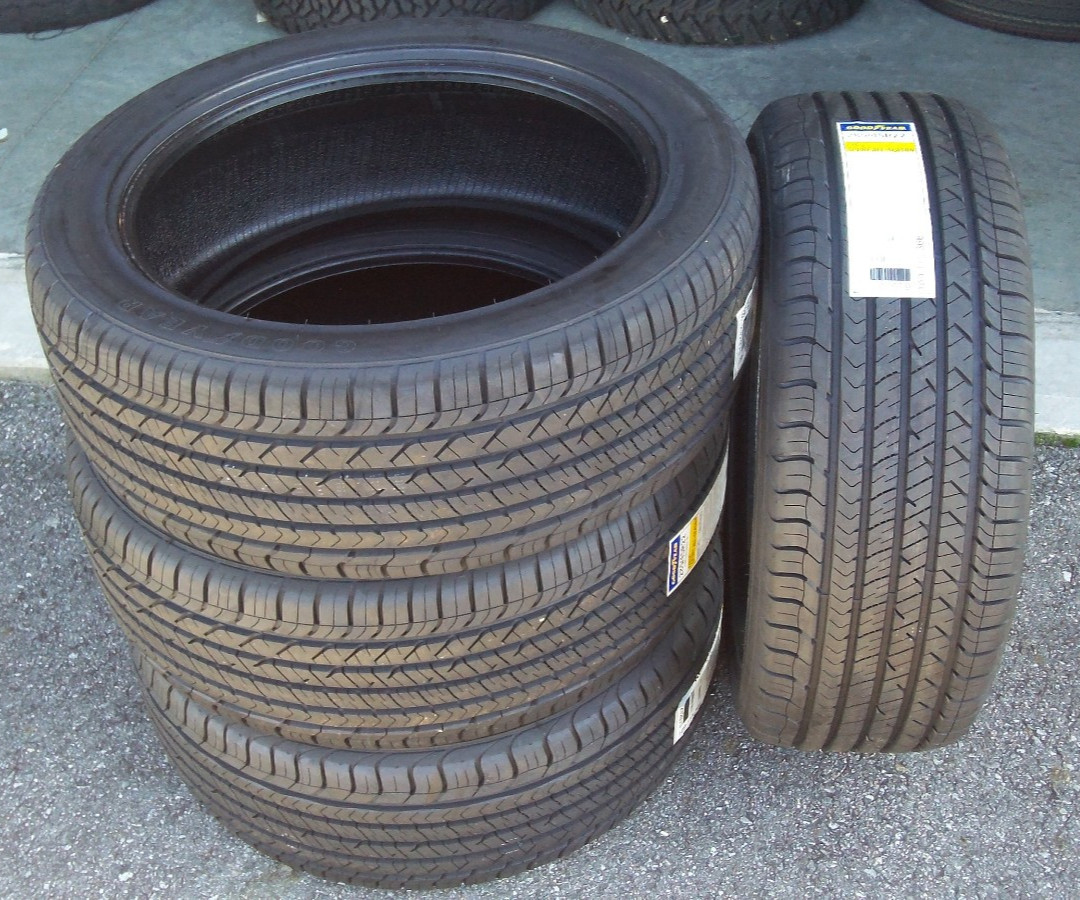4 New 285/45R22 Goodyear Eagle Sport All Season Tires 2854522 45 22 R22 45R