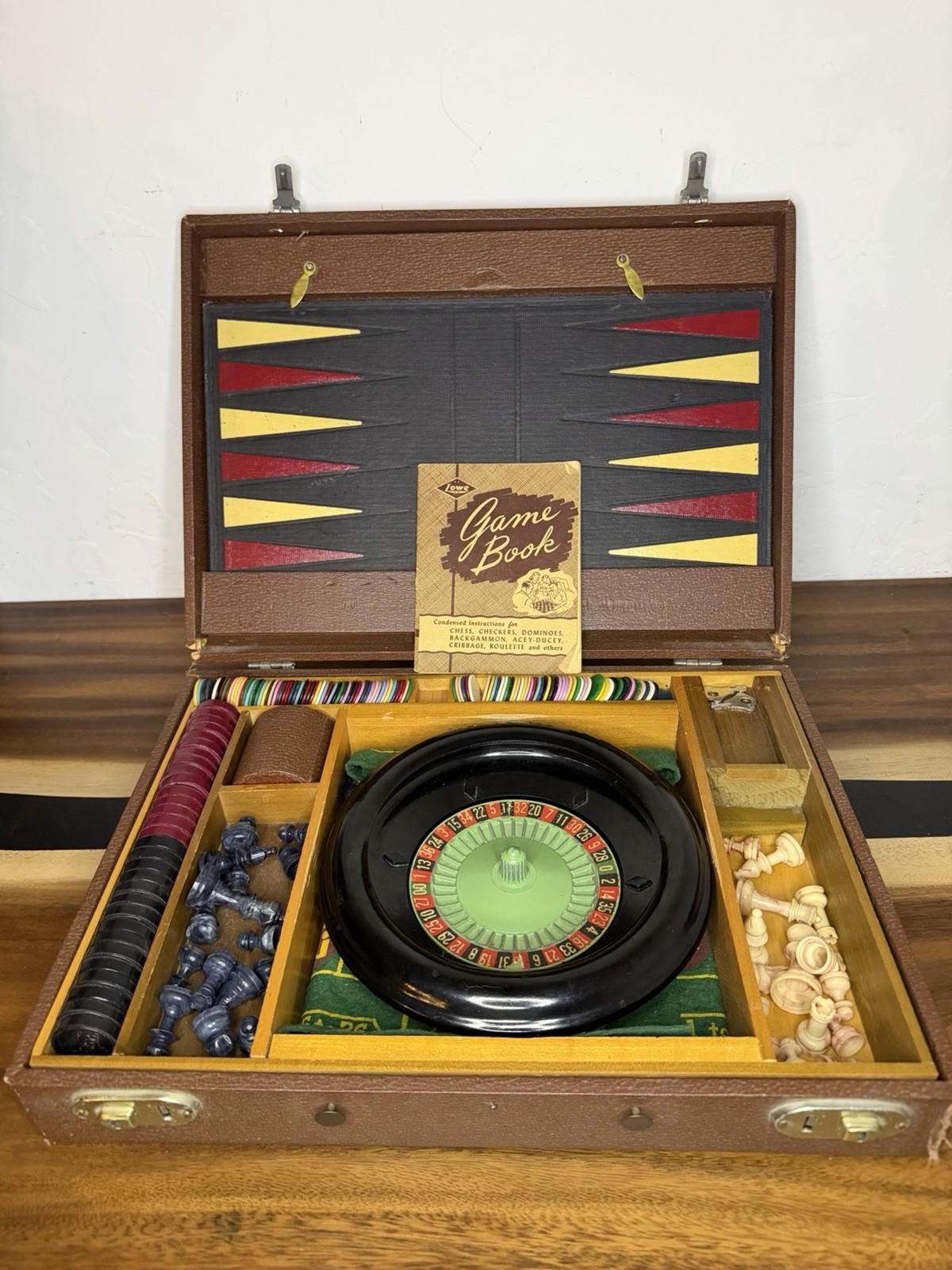 Vintage 1940s E.S. Lowe Casino Set Bakelite Roulette Chess Backgammon Book Keys 