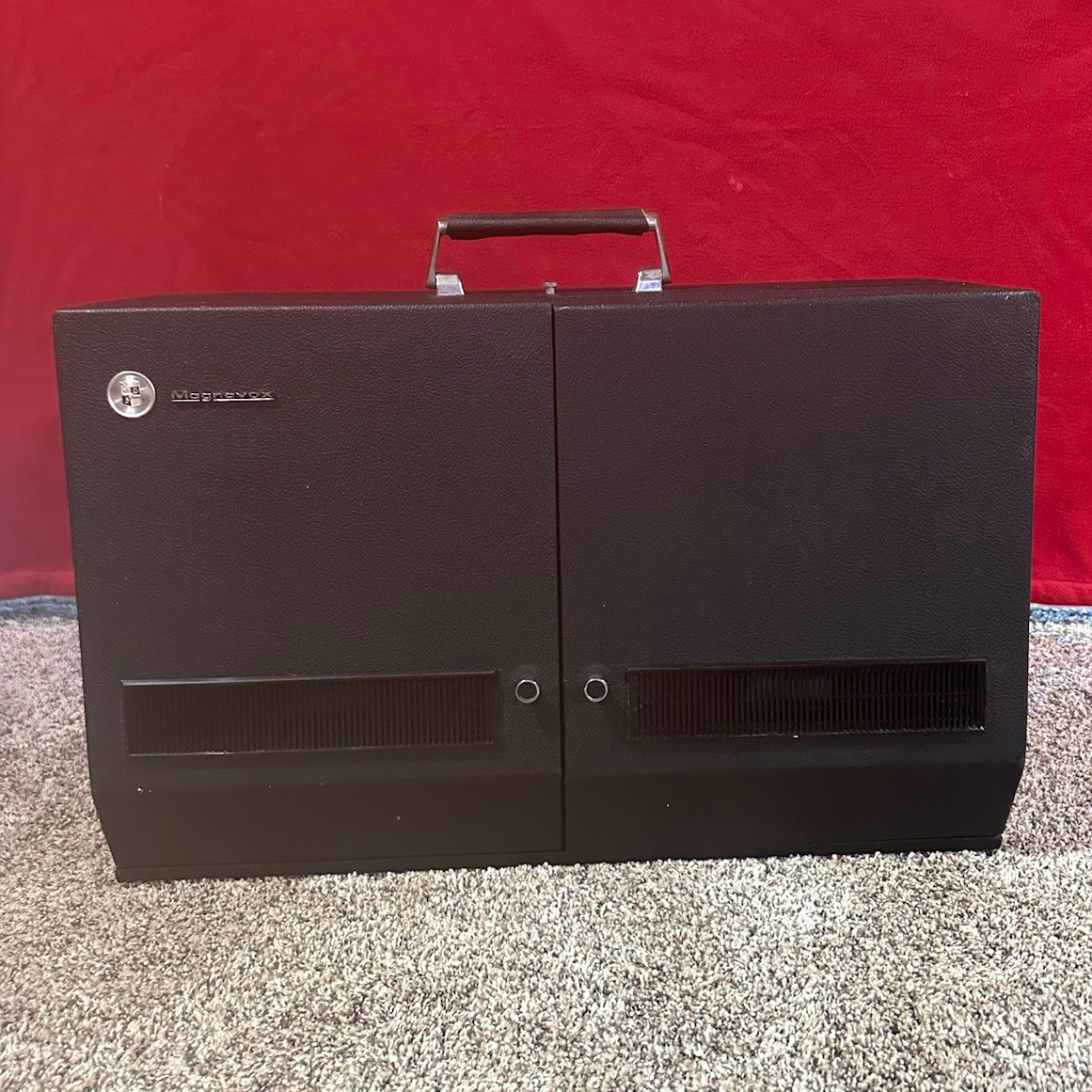 Magnavox Micromatic Solid State Record Player Black 33/45/78 Headphone Jack Magnavox Micromatic Solid State Record Player Black 33/45/78 Headphone Jack