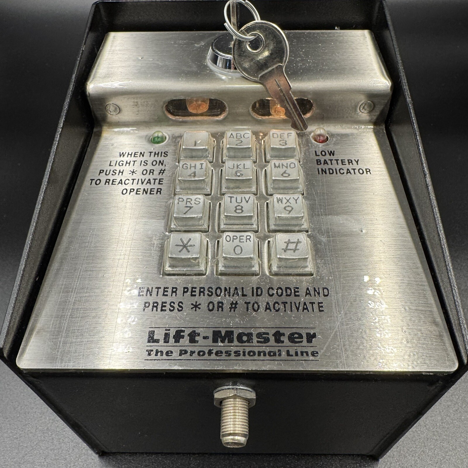 LIFTMASTER Commercial Access Control Keypad  Article 6LUU7  Model 466LM 02 Parts