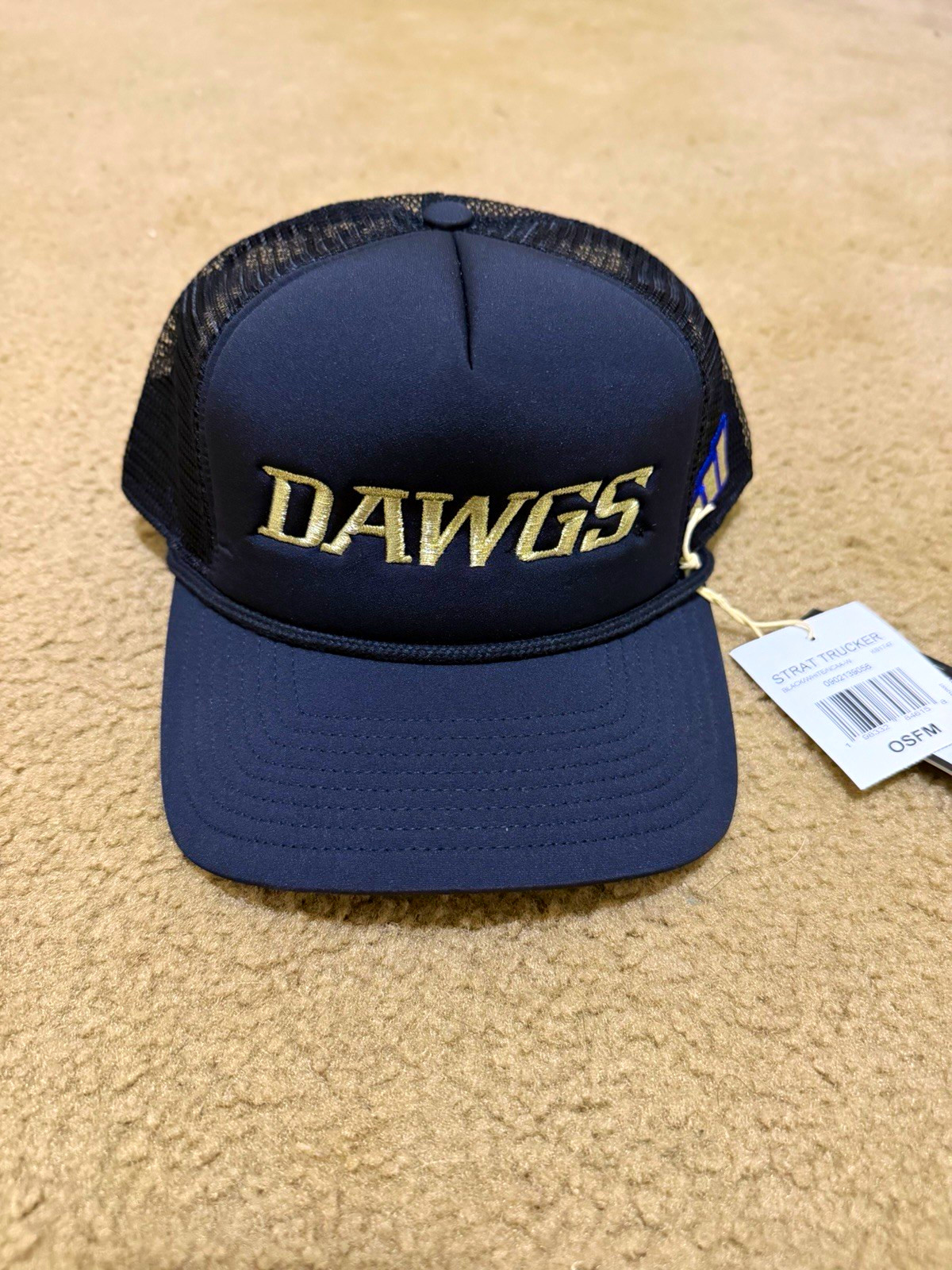 adidas Washington Huskies Dawgs Strap Trucker Snapback Hat Black