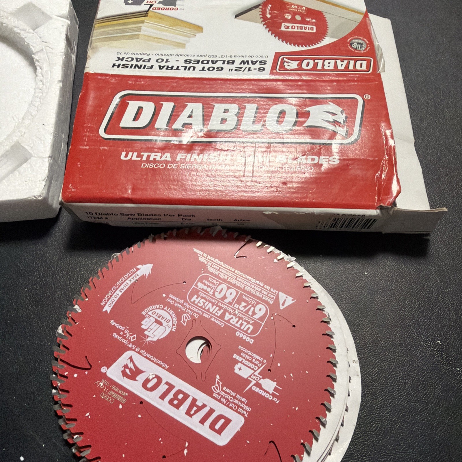 Diablo Ultra Finish Saw Blade for Wood - 6-1/2\