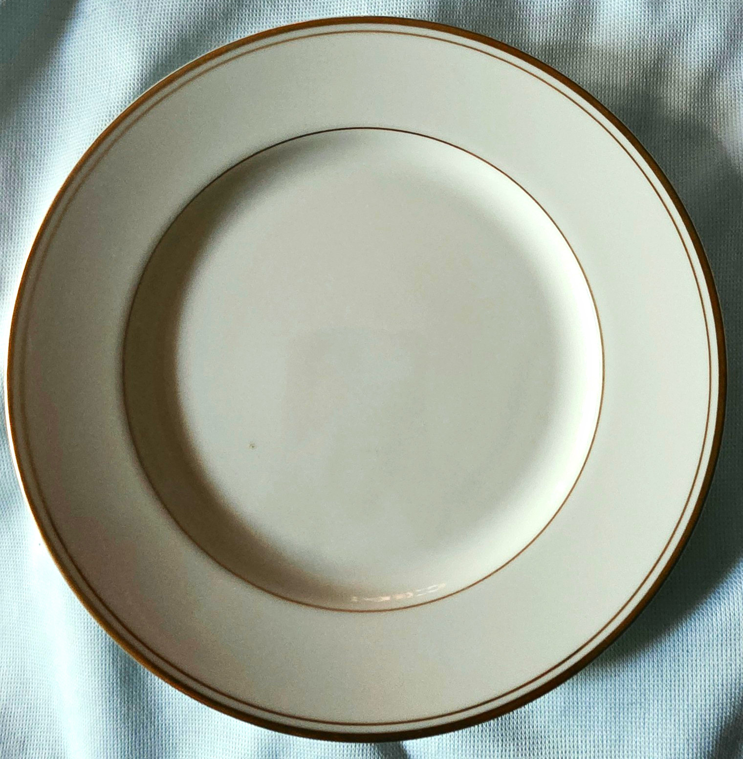Mikasa Trousdale L2801 Ivory China Bone China 8\ Mikasa Trousdale L2801 Ivory China Bone China 8\