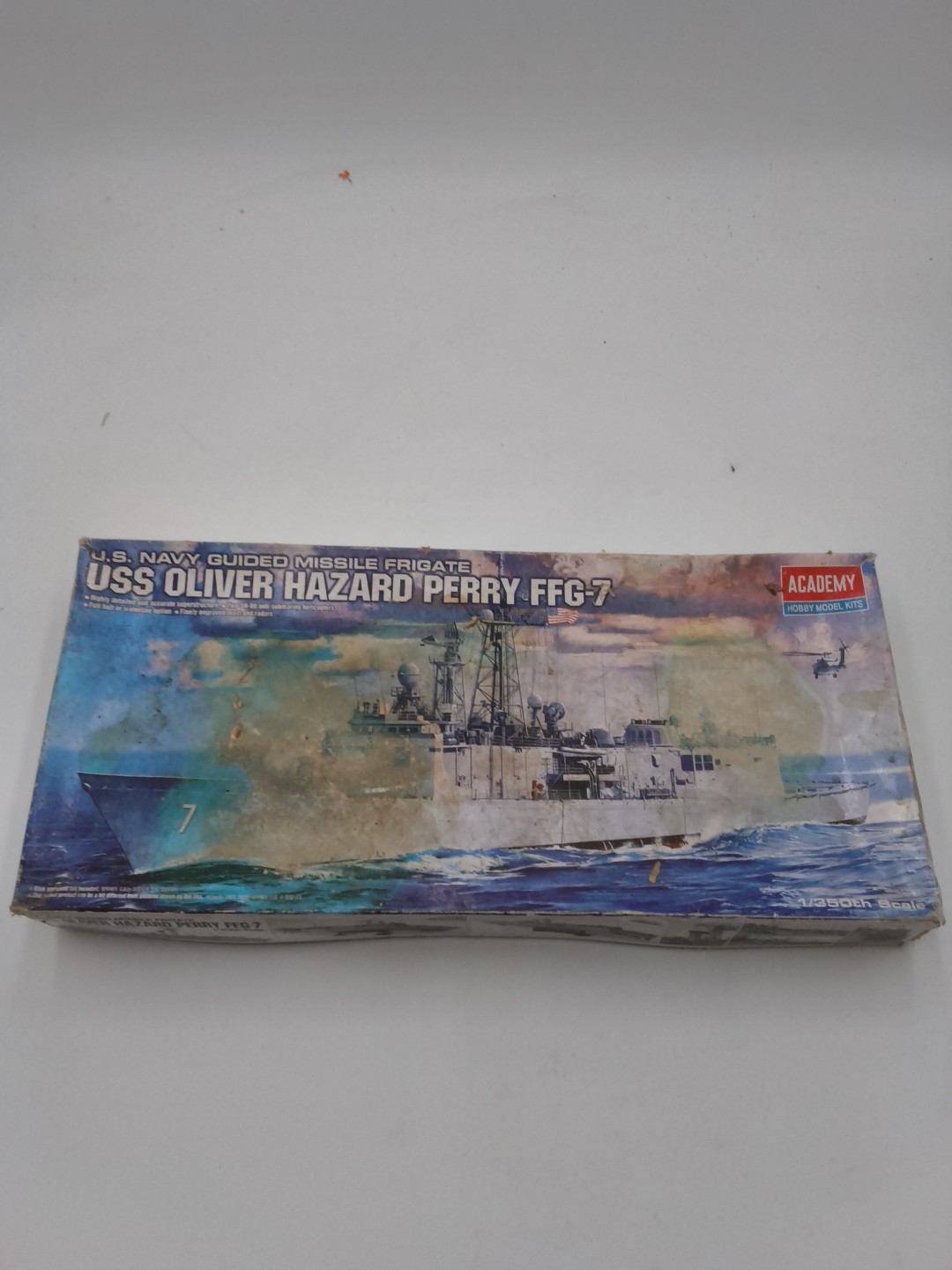New Academy Model USS Oliver Hazard Perry FFG-7 14102 1/350th Scale Open Box New Academy Model USS Oliver Hazard Perry FFG-7 14102 1/350th Scale Open Box