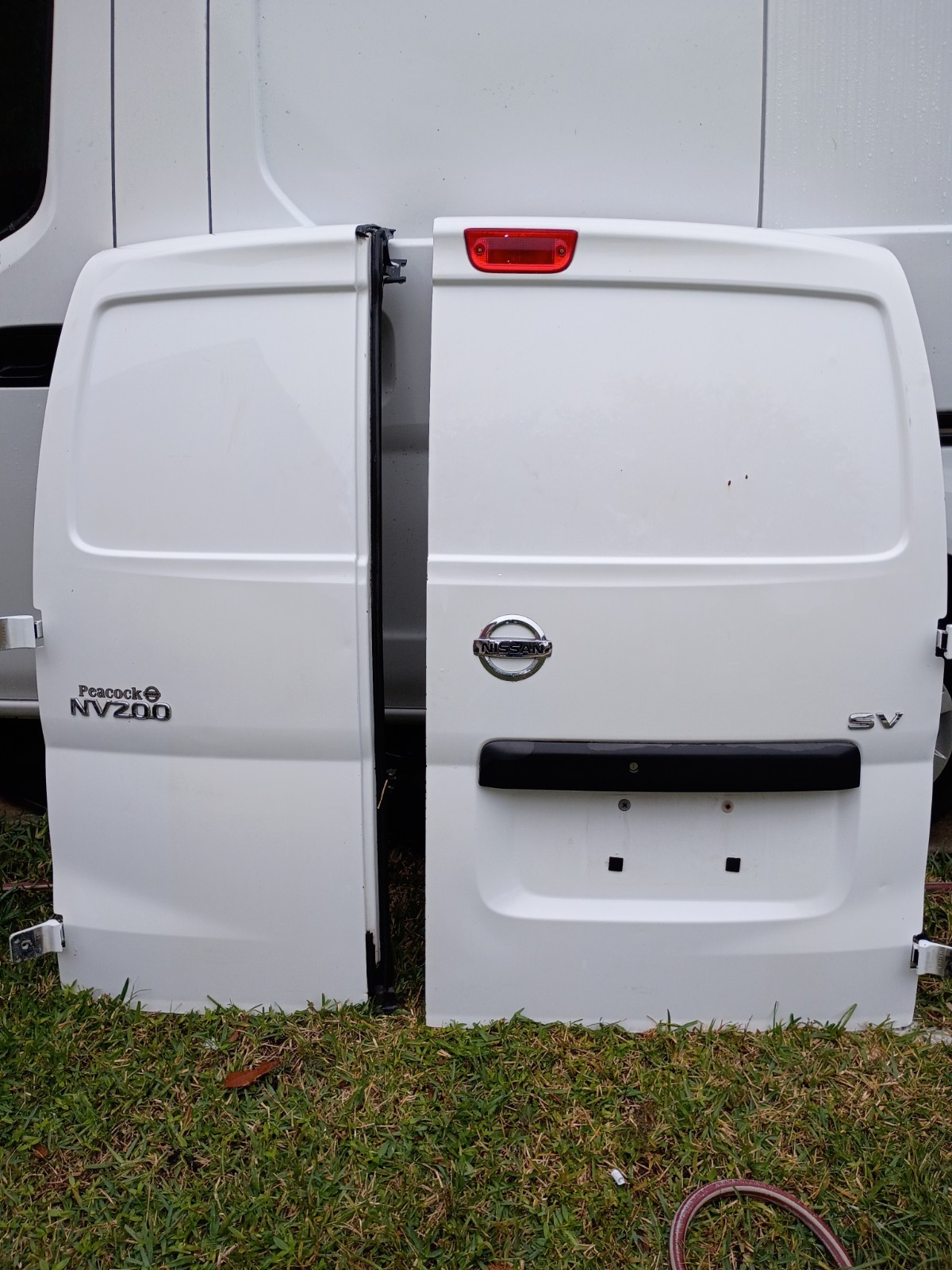 2013-2021 Nissan NV200 back doors 2013-2021 Nissan NV200 back doors