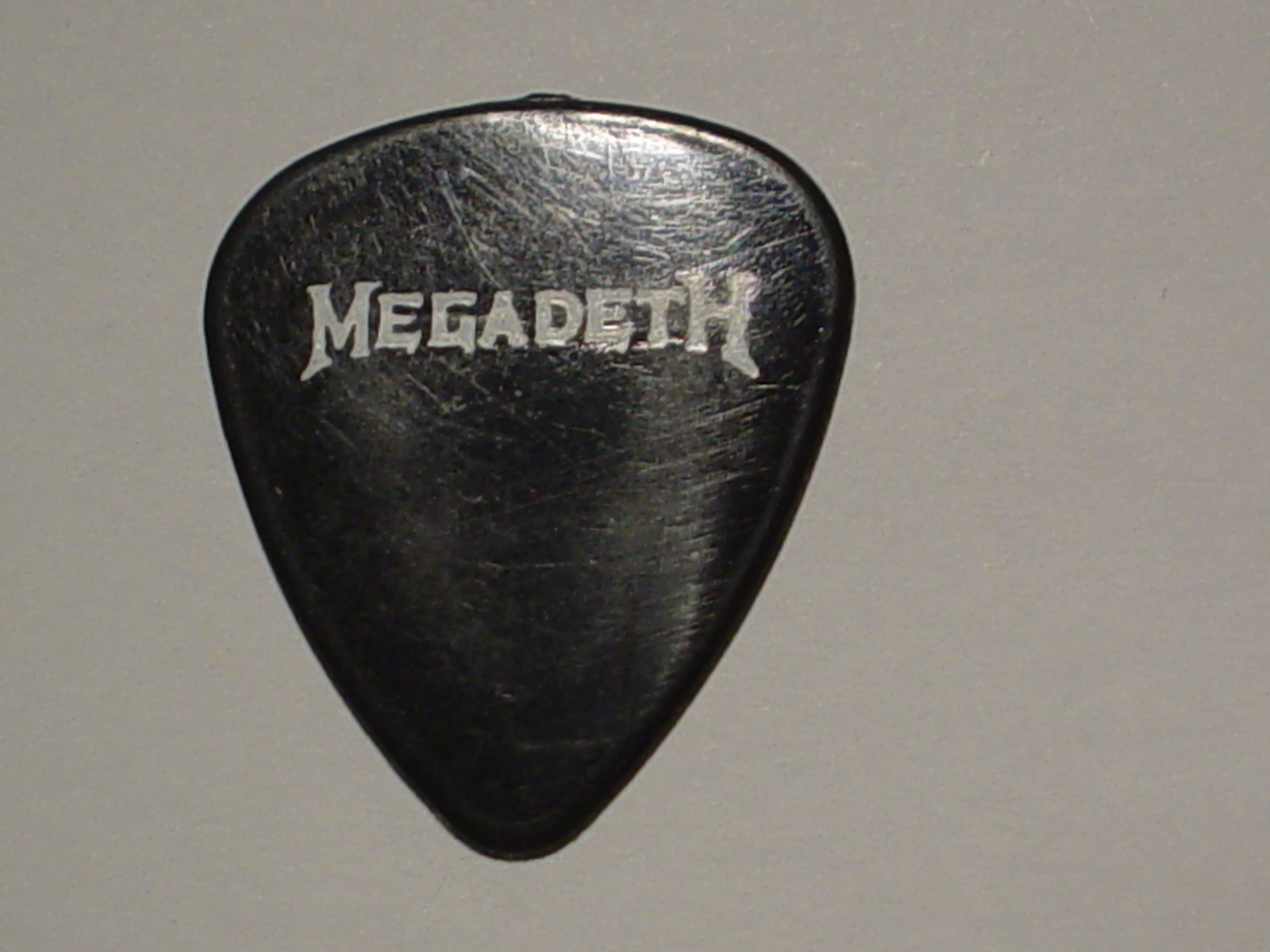 MEGADETH Logo Concert Tour RaRe 90\'s GUITAR PICK Metal Thrash band MEGADETH Logo Concert Tour RaRe 90\'s GUITAR PICK Metal Thrash band