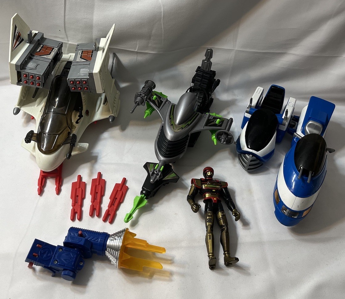 Vintage Kenner Saban VR Troopers 1995 Turbo Cycle Skyborg Pursuit Jet Figure Lot