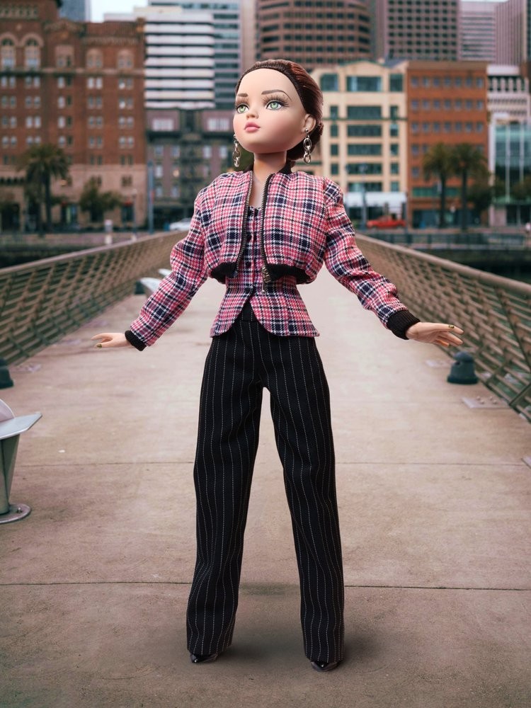 Tonner VDC Ellowyne Wild Back to the Bay (outfit only)