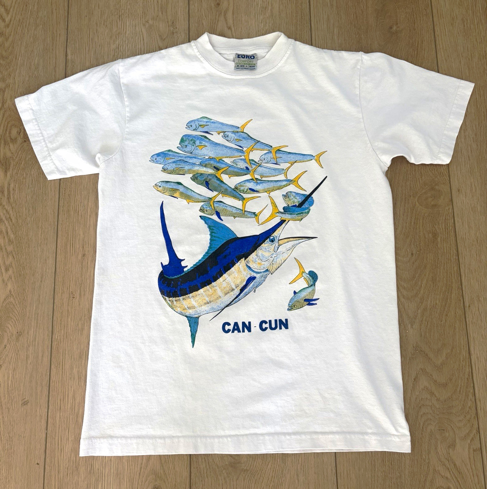 EURO Cancun Fish Graphic Print White Crew Neck Short Sleeve T-Shirt Men\'s M EURO Cancun Fish Graphic Print White Crew Neck Short Sleeve T-Shirt Men\'s M