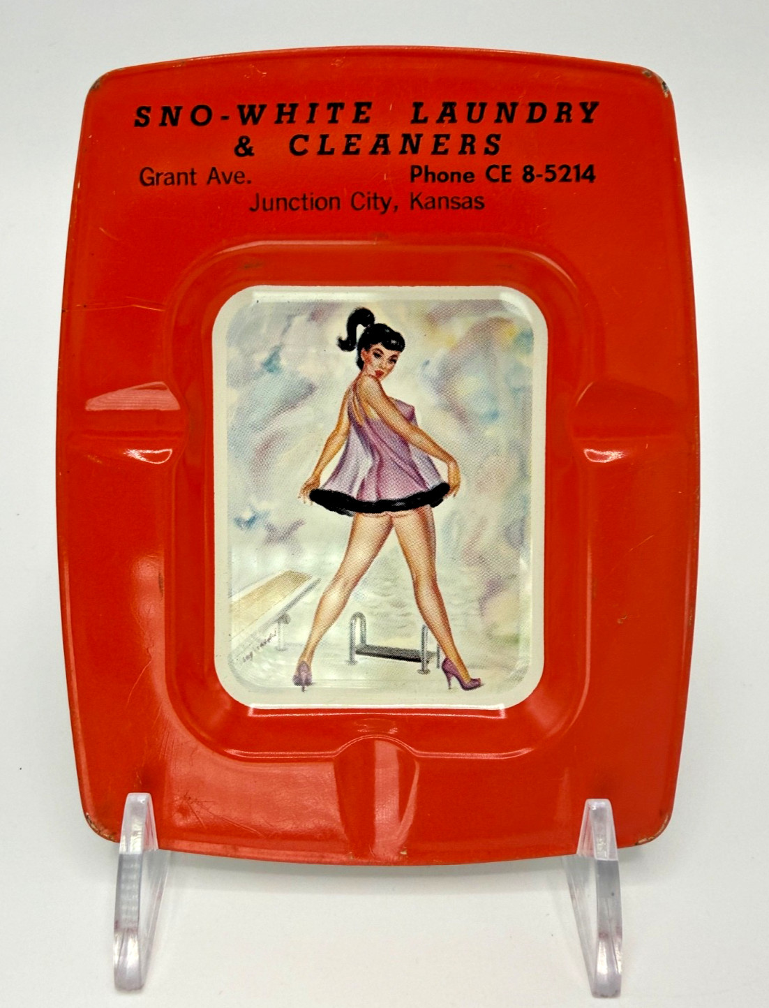 1960s Tin Pin-up Glamour Girl 4.5 1960s Tin Pin-up Glamour Girl 4.5