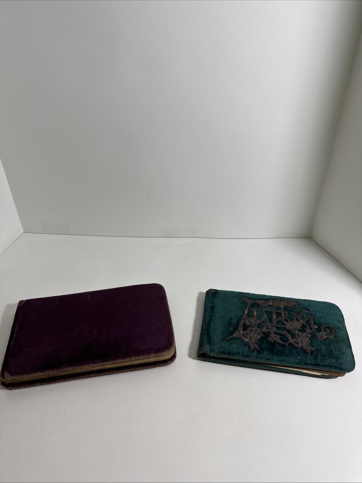 Antique 1880’s Lot Of 2 Autograph Books Velvet Cloth Books Antique 1880’s Lot Of 2 Autograph Books Velvet Cloth Books