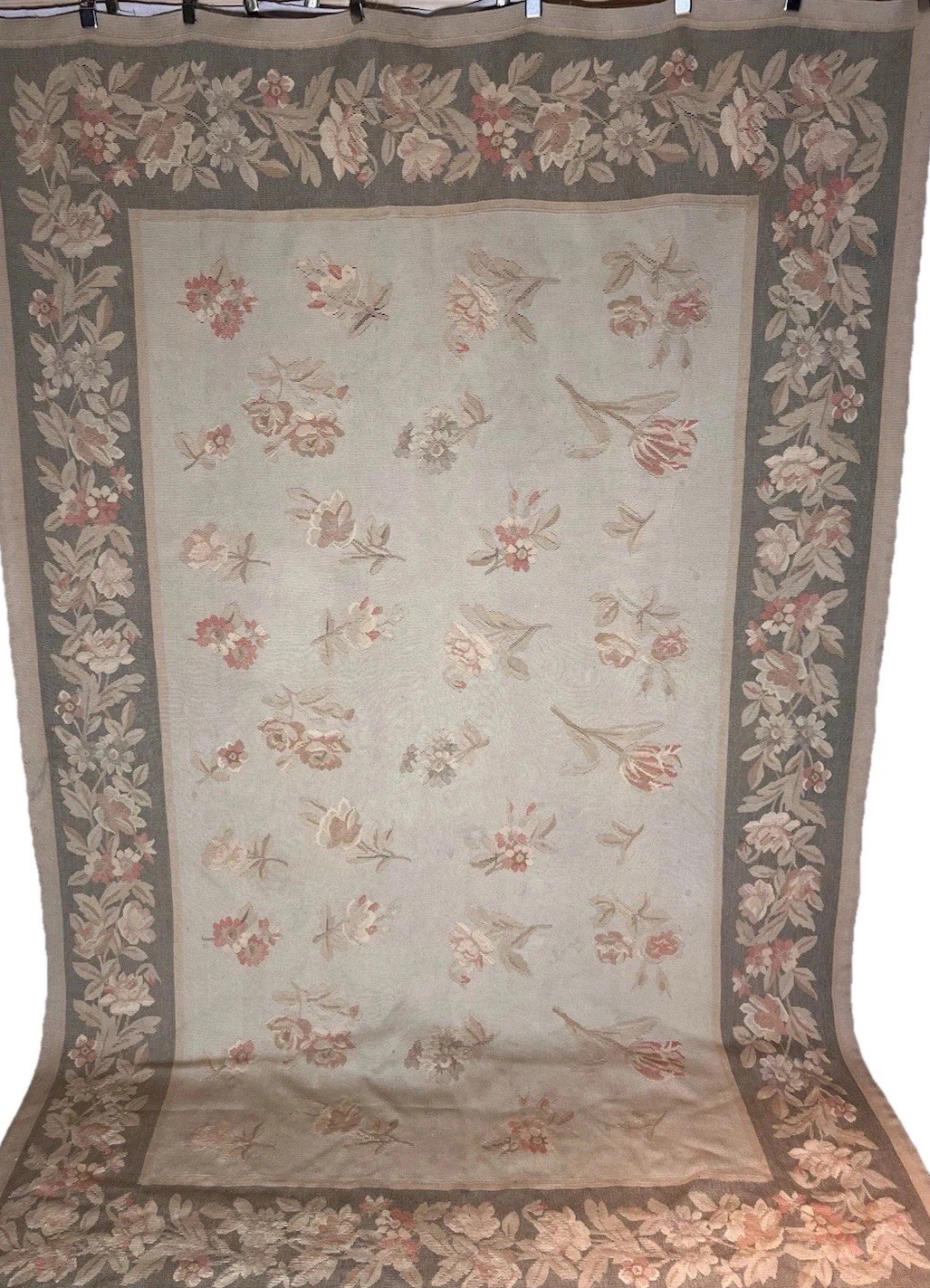 6 ft X 9 ft GORGEOUS HANDMADE FRENCH AUBUSSON RUG CARPET