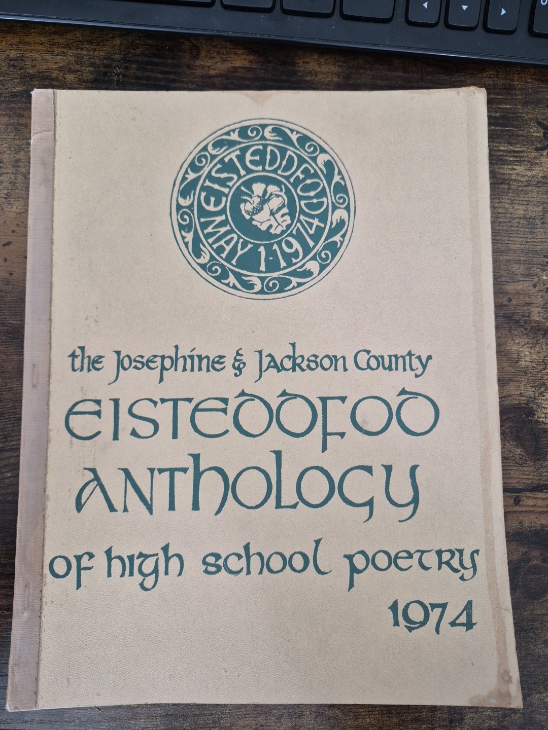 Vintage 1974 Eisteddfod Anthology High School Poetry Jackson Josephine County