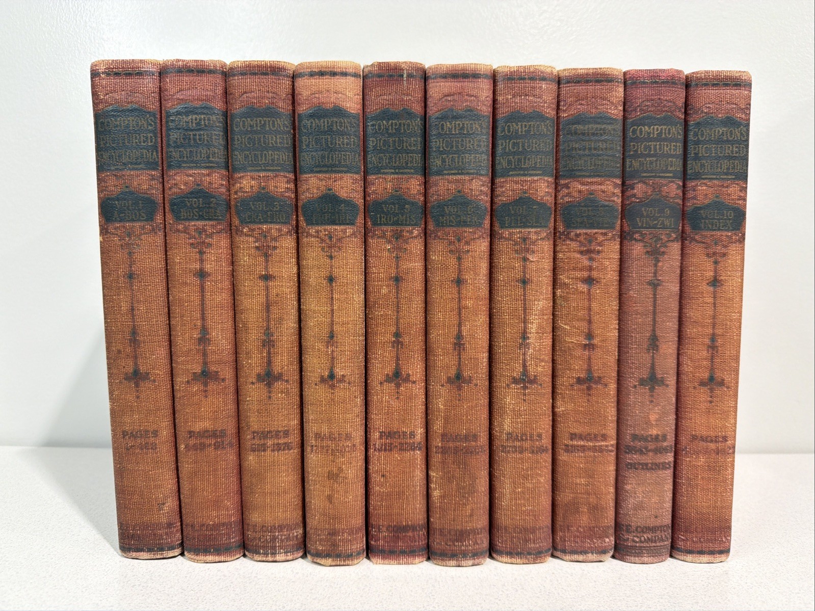 Compton’s Pictured Encyclopedia Complete 10-Volume Set Vintage Reference 1929 Compton’s Pictured Encyclopedia Complete 10-Volume Set Vintage Reference 1929