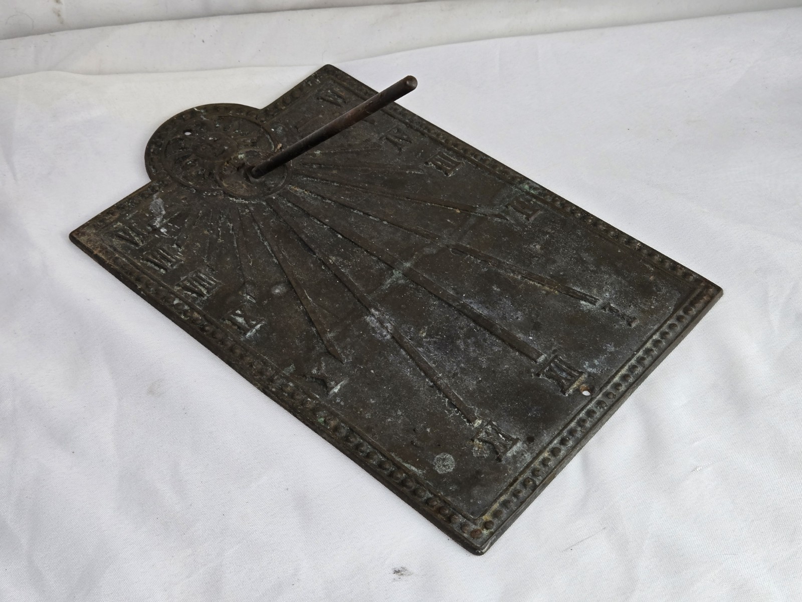 Rare vintage rectangular metal sundial featuring Roman numerals w/ center Pin Rare vintage rectangular metal sundial featuring Roman numerals w/ center Pin