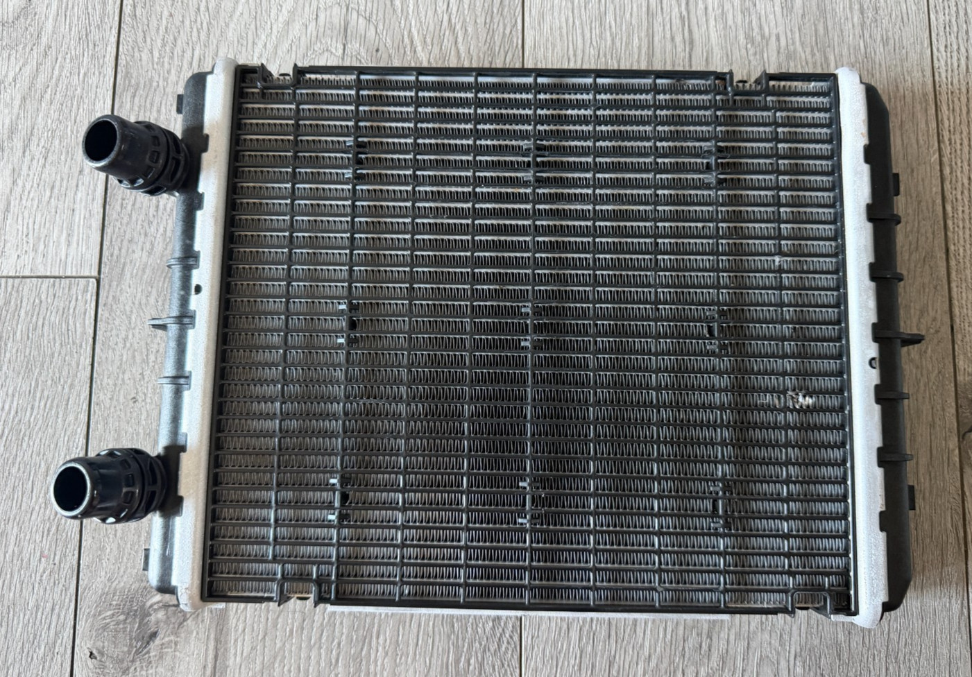2021-2025 MERCEDES AMG GLE63 GLS63 AUXILIARY COOLANT RADIATOR, 0995005400, OEM