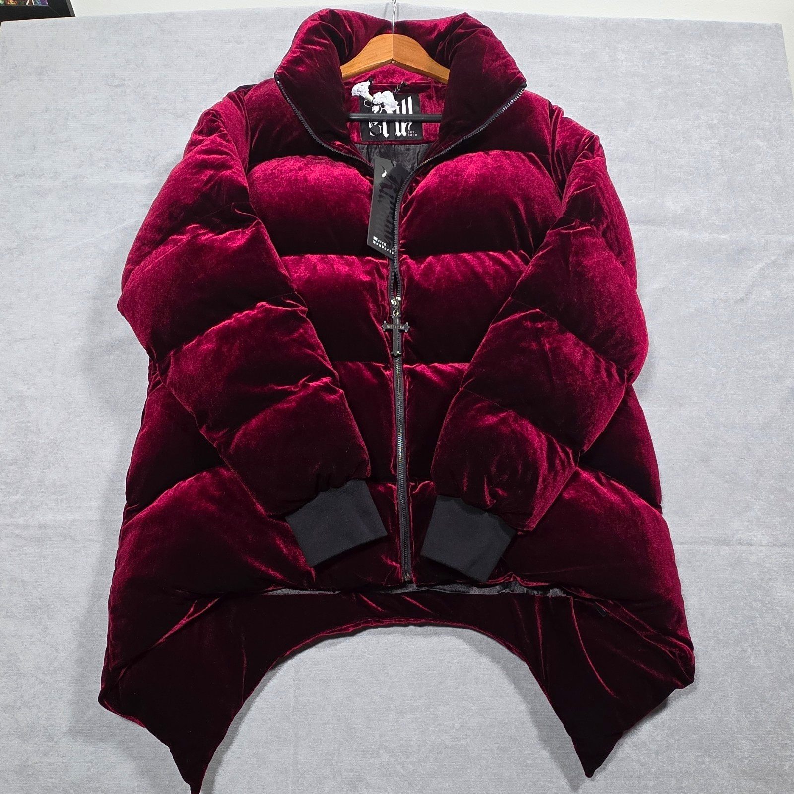 Killstar Deadliest Night Velvet Winter Puffer Coat Red Womens 4XL Full Zip Lined
