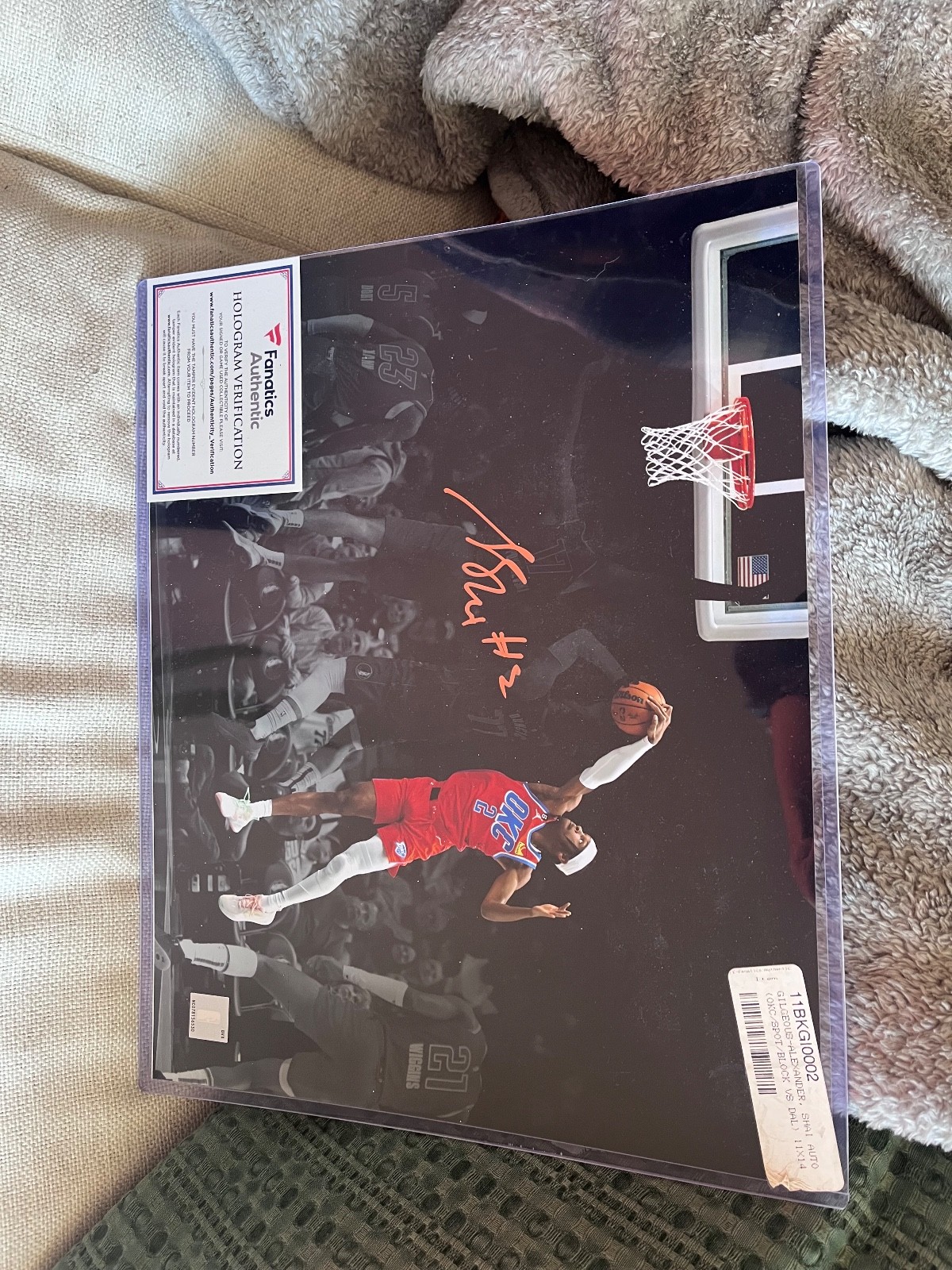 Shai Gilgeous-Alexander Autographed Photo: Fanatics COA Shai Gilgeous-Alexander Autographed Photo: Fanatics COA