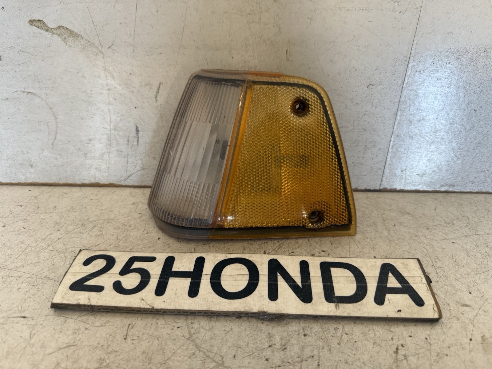 1986-1987 Honda Civic Hatchback Stanley Factory Drivers Corner Light OEM Rare 1986-1987 Honda Civic Hatchback Stanley Factory Drivers Corner Light OEM Rare
