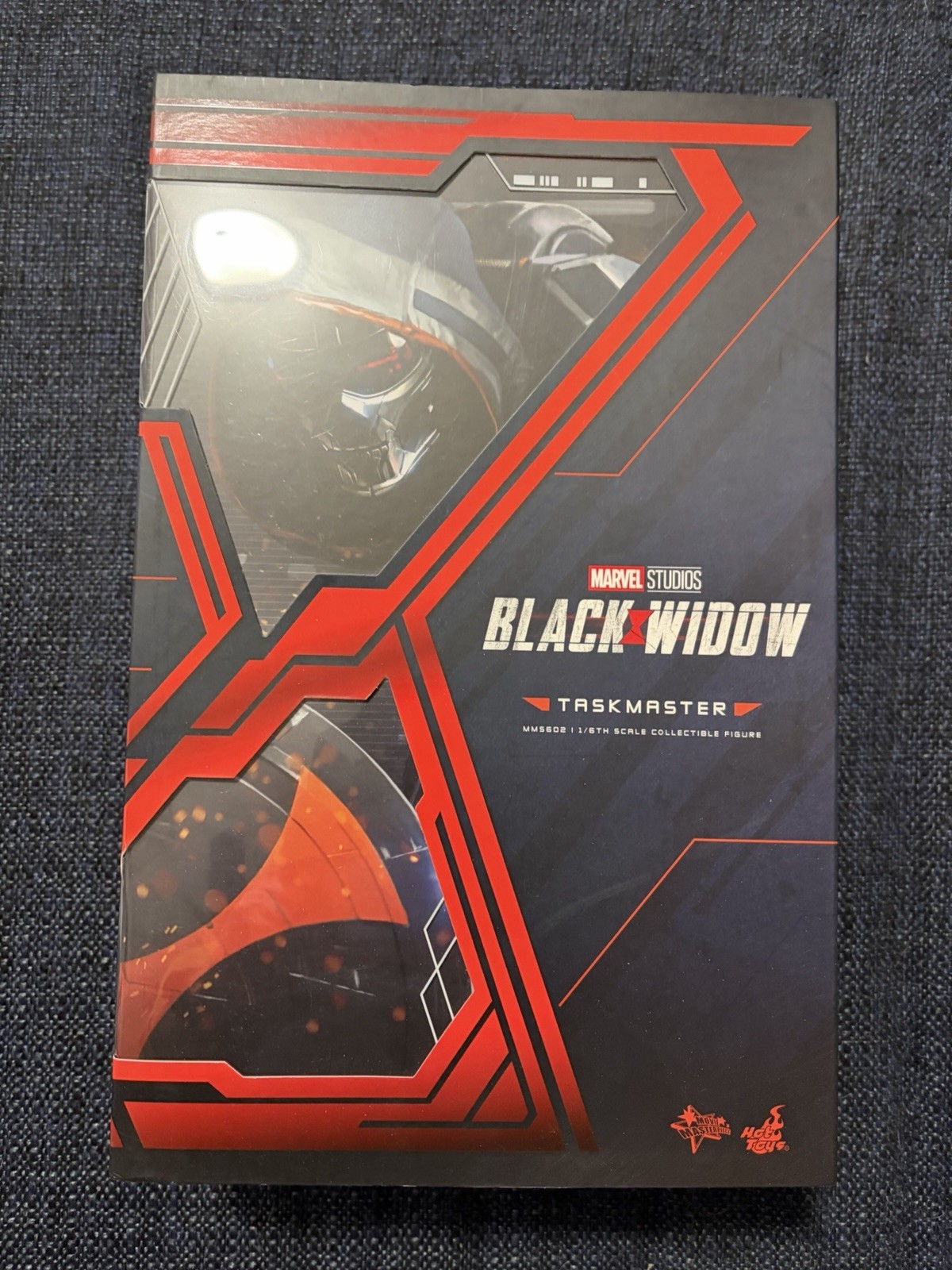 Hot Toys Black Widow Task Master( Preowned) Hot Toys Black Widow Task Master( Preowned)