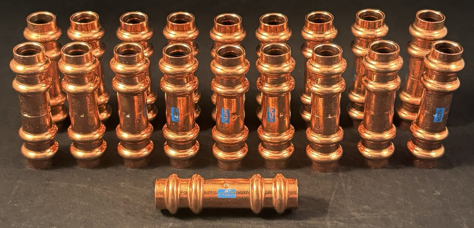 LOT OF 19 New Mueller Streamline RP10143 ACR Copper Press Coupling 3/8 LOT OF 19 New Mueller Streamline RP10143 ACR Copper Press Coupling 3/8
