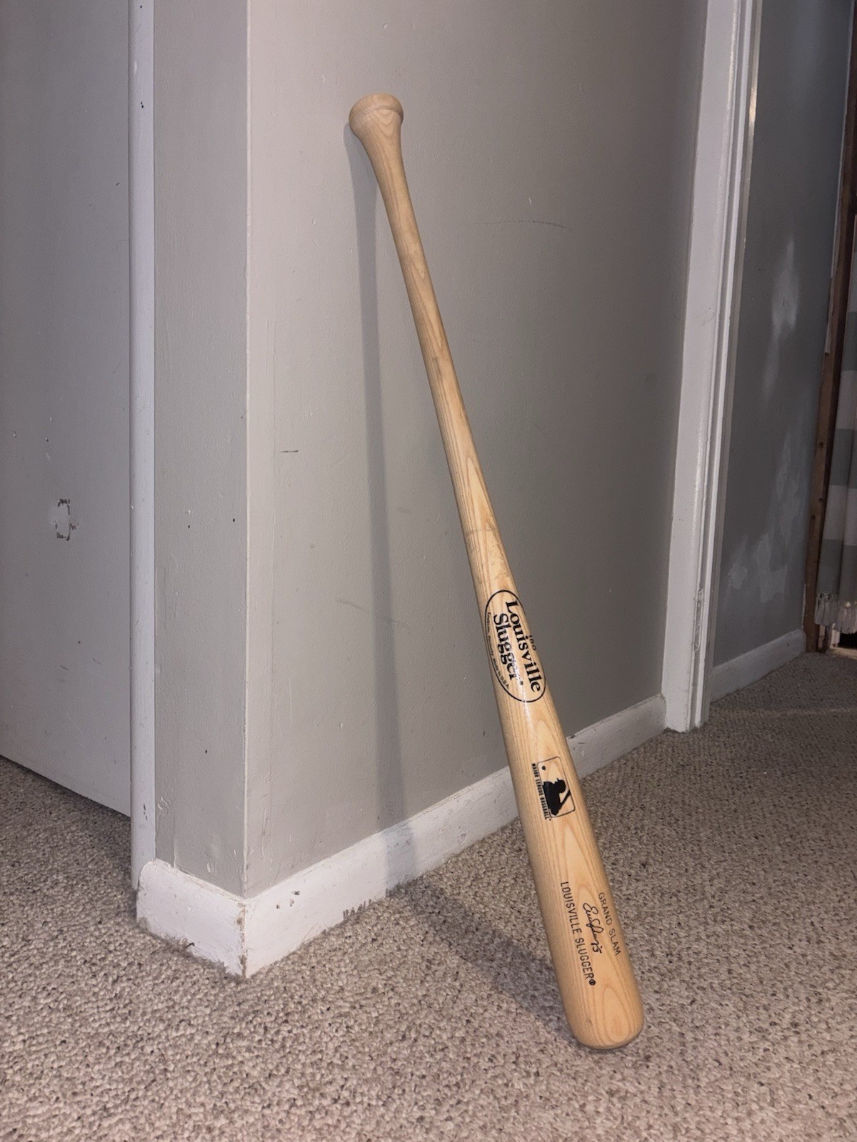 Official Grand Slam LOUISVILLE SLUGGER Wooden Baseball Bat 33” MLB Licensed Official Grand Slam LOUISVILLE SLUGGER Wooden Baseball Bat 33” MLB Licensed