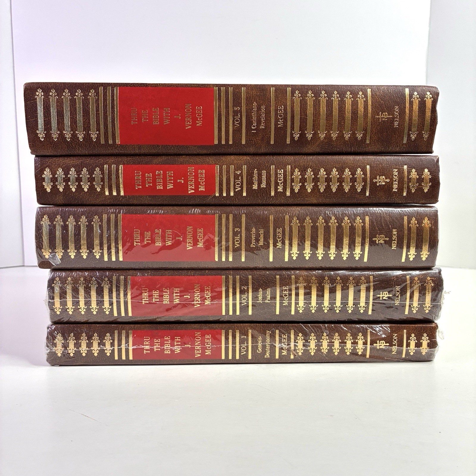 Thru the Bible With J. Vernon McGee Volume 1-5 Nelson HC Book 1981-1983 CLEAN Thru the Bible With J. Vernon McGee Volume 1-5 Nelson HC Book 1981-1983 CLEAN