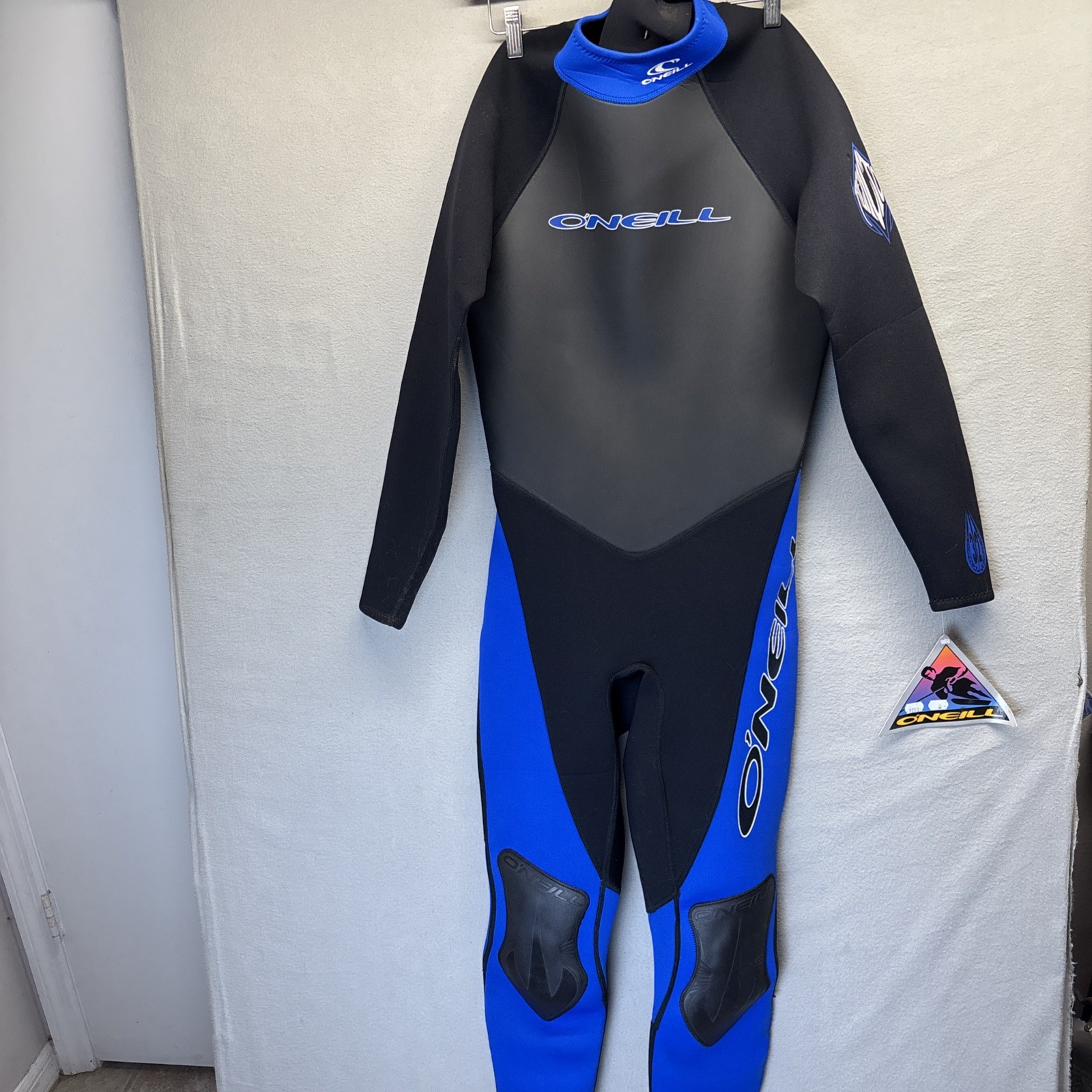 Men’s Medium O’neil Full Body Wetsuit Black Blue Warm Scuba Surf Snorkel Dive Men’s Medium O’neil Full Body Wetsuit Black Blue Warm Scuba Surf Snorkel Dive