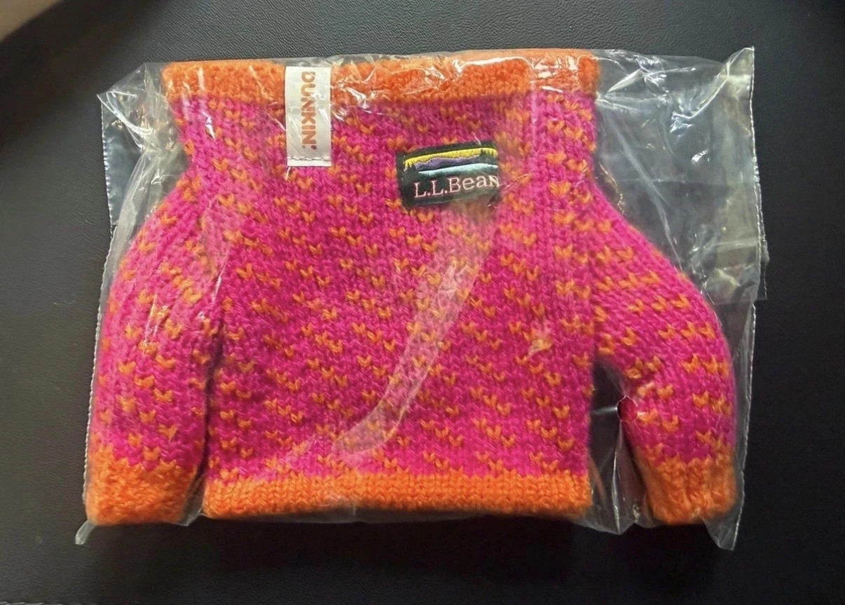 Rare Dunkin’ L.L. BEAN Cup Sweater Sleeve Limited Edition 2026 New (Check Time) Rare Dunkin’ L.L. BEAN Cup Sweater Sleeve Limited Edition 2026 New (Check Time)