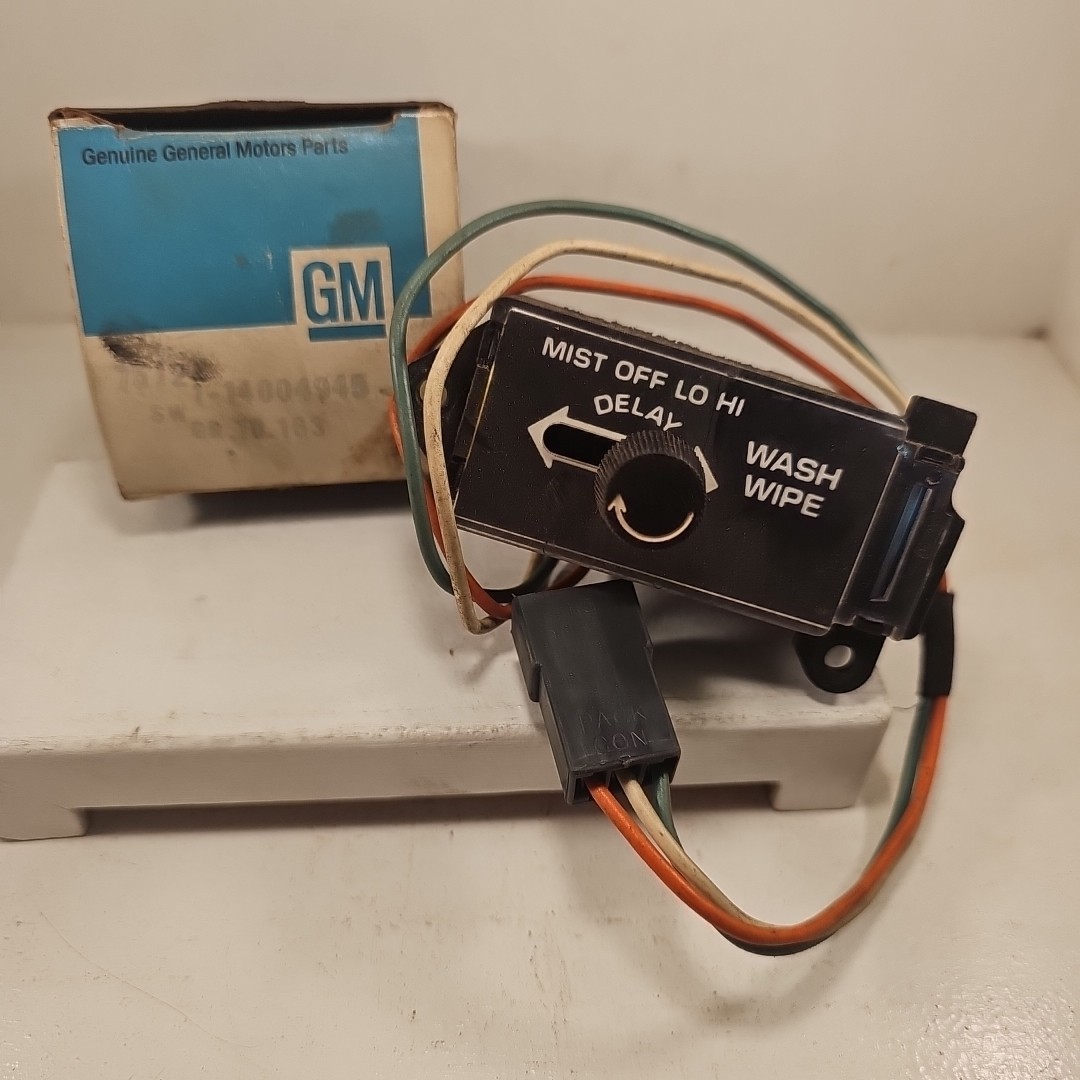 VTG NOS GM 14004945 1978-1979 El Camino Malibu Monte Carlo WIPER SWITCH W/ Pulse VTG NOS GM 14004945 1978-1979 El Camino Malibu Monte Carlo WIPER SWITCH W/ Pulse
