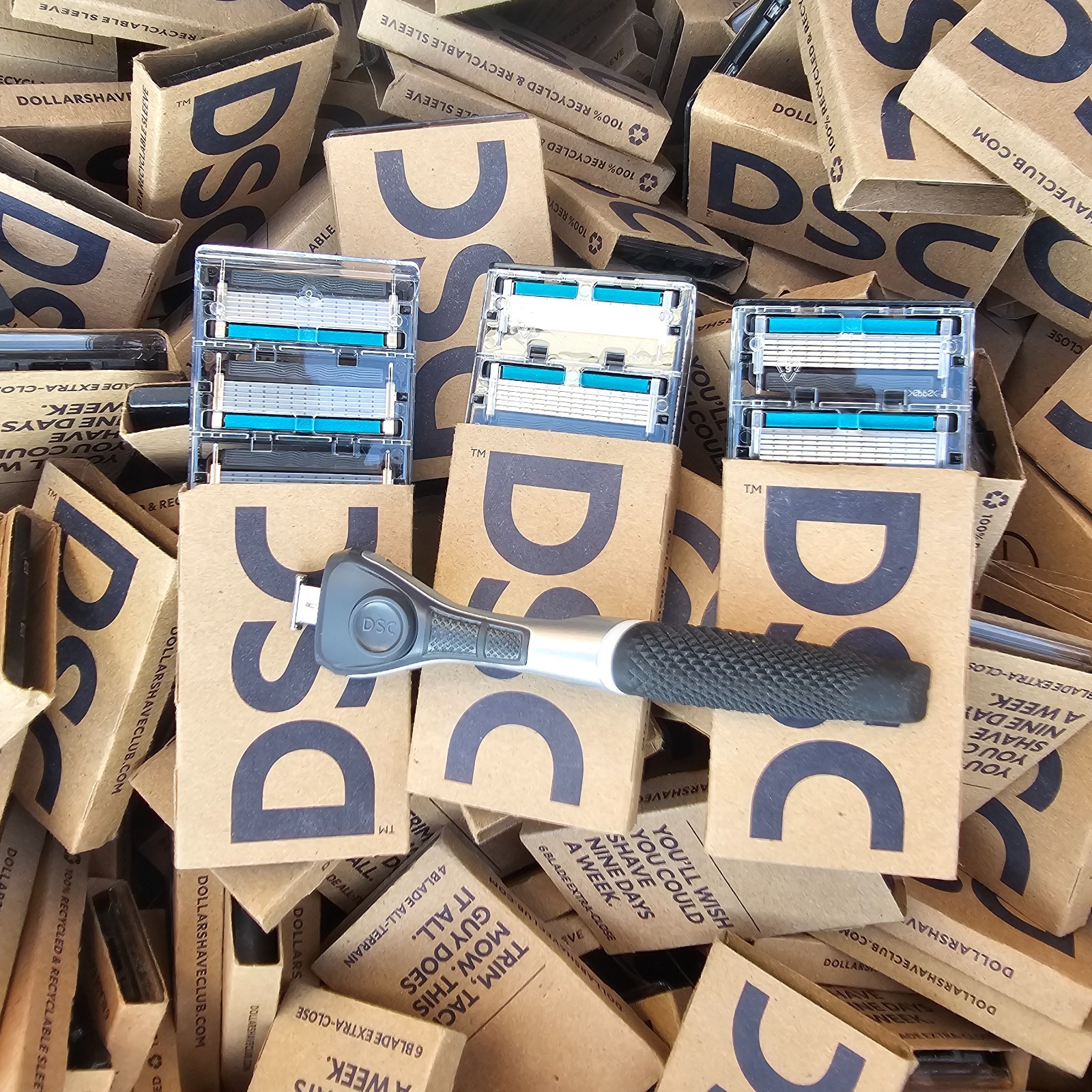 Dollar Shave Club DSC 6-Blade Razor Refill Cartridges + Handle - CHOOSE PACKs Dollar Shave Club DSC 6-Blade Razor Refill Cartridges + Handle - CHOOSE PACKs