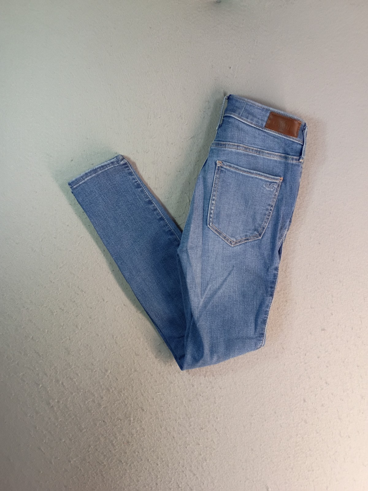 Hollister Womens Mid Rise Super Skinny Jeans Size 1S W25 L26 Medium Wash Blue