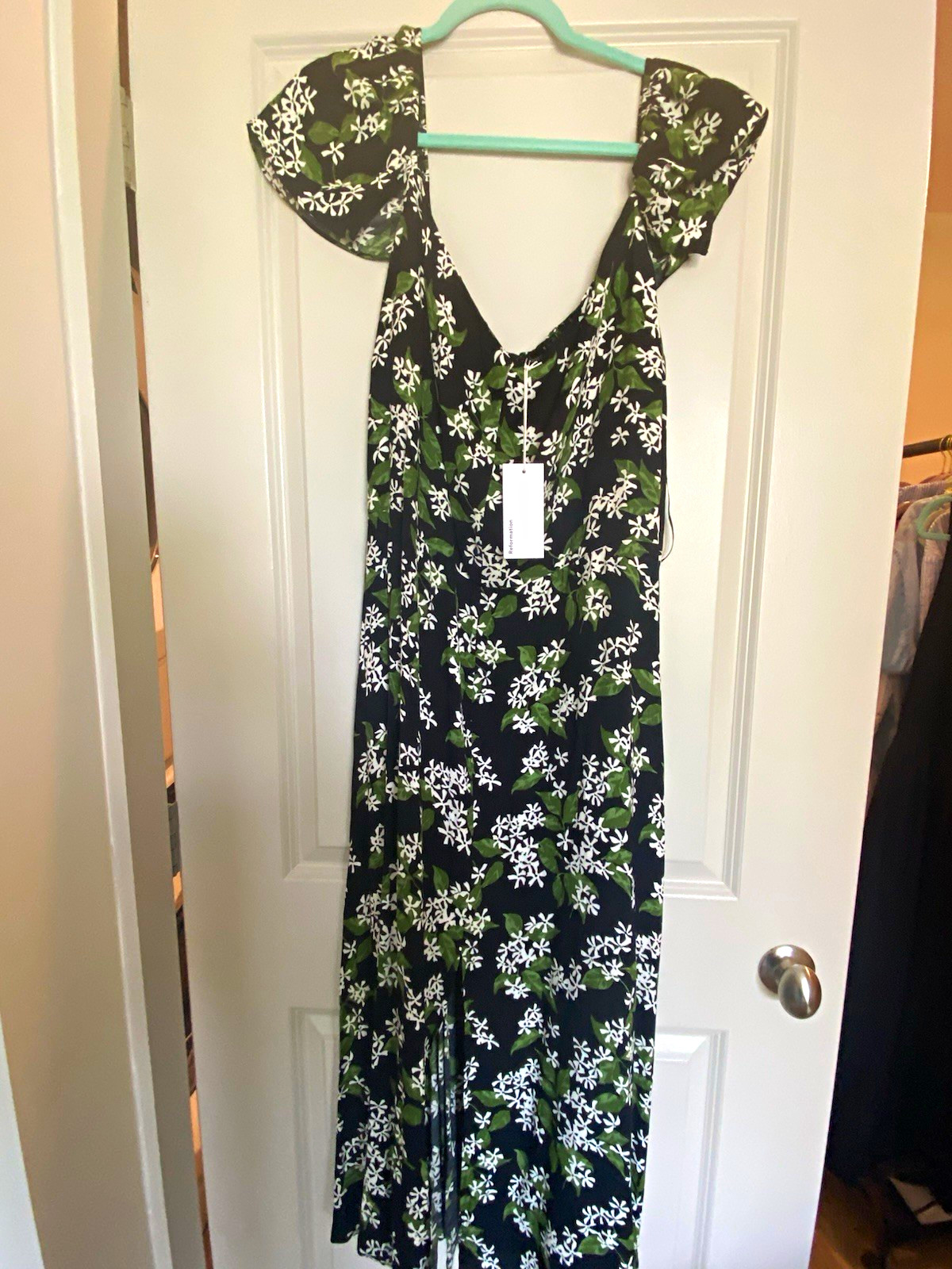 Reformation Bari Dress Jasmine Floral Size 2X NWT Reformation Bari Dress Jasmine Floral Size 2X NWT
