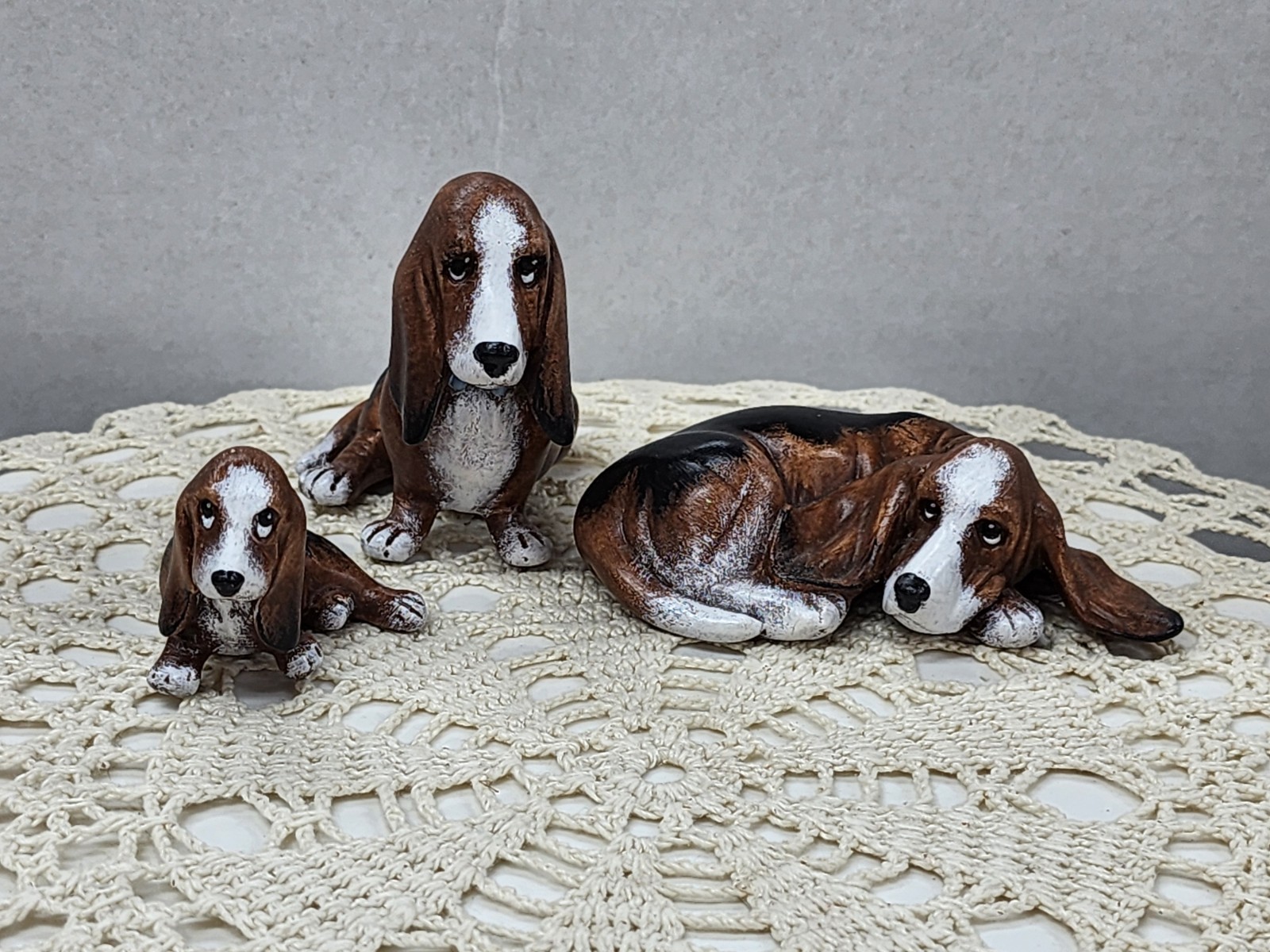 Vintage Small Ceramic Basset Hound Family Figurines 3 Piece Hand Painted Vintage Small Ceramic Basset Hound Family Figurines 3 Piece Hand Painted