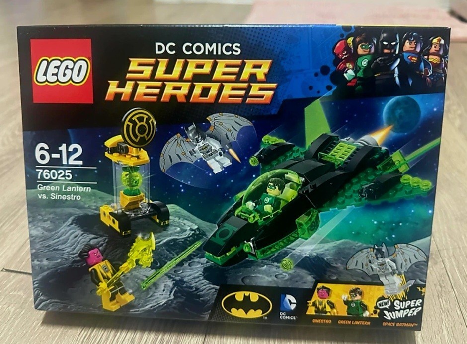 Lego 76025 DC Comics Super Heroes Green Lantern vs. Sinestro Retired New Set Box Lego 76025 DC Comics Super Heroes Green Lantern vs. Sinestro Retired New Set Box