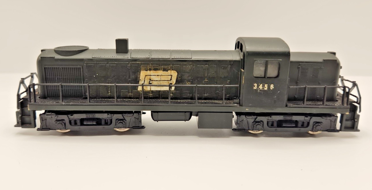 AHM Yugoslavia HO Scale Locomotive \ AHM Yugoslavia HO Scale Locomotive \
