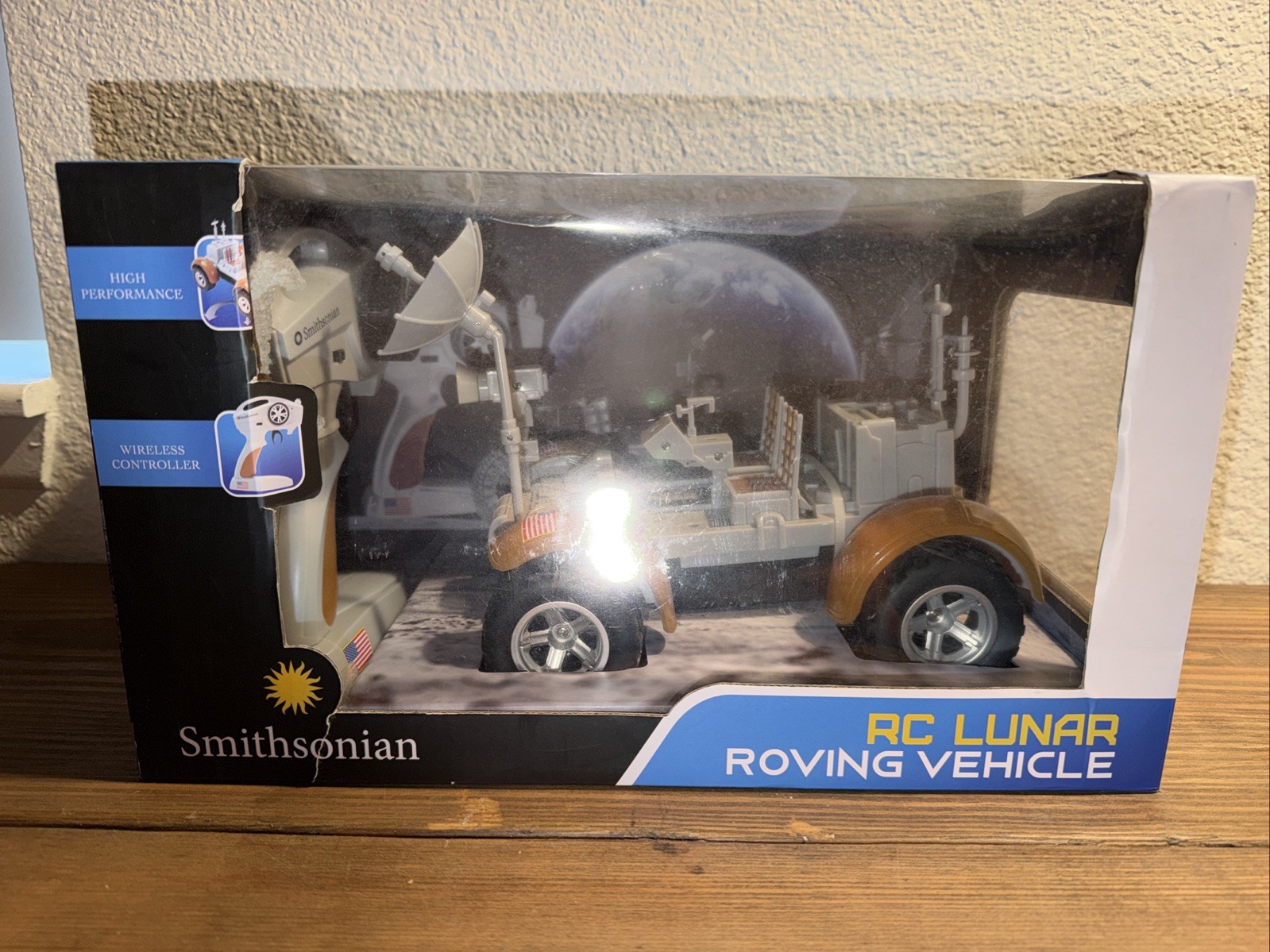 SMITHSONIAN RC Apollo Lunar Roving Vehicle LRV Moon Buggy NASA Space Mission NEW SMITHSONIAN RC Apollo Lunar Roving Vehicle LRV Moon Buggy NASA Space Mission NEW
