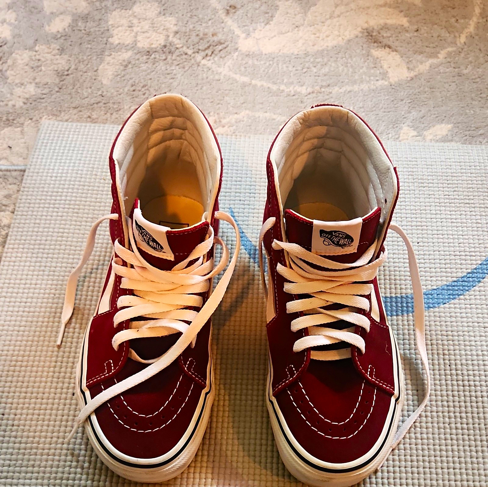 VANS Men\'s Sk8-Hi Sneaker Burgundy/White Lace-Up High Top Rubber 751505 VANS Men\'s Sk8-Hi Sneaker Burgundy/White Lace-Up High Top Rubber 751505