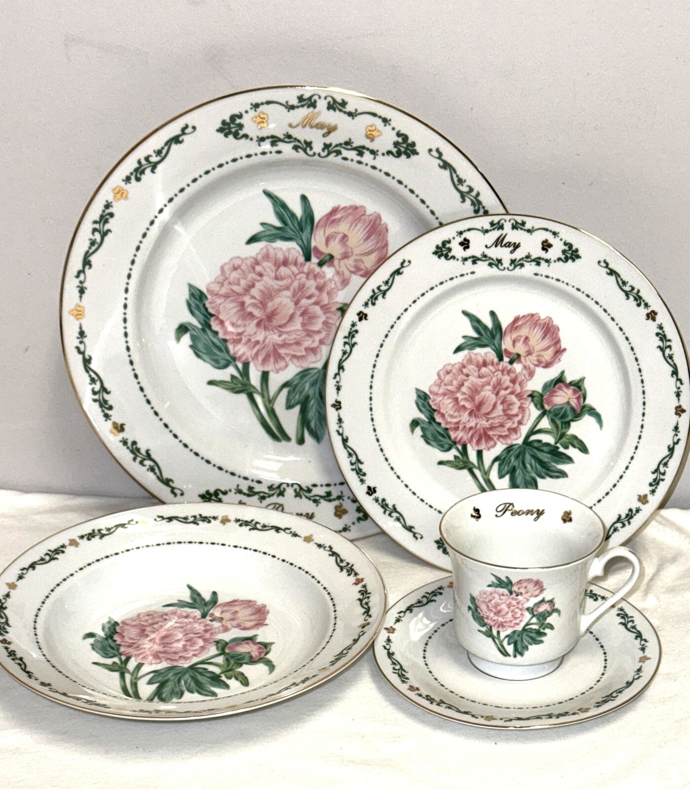 Domestications MONTH & FLOWERS 5 PC PLACE SETTING  *MAY * PEONY *