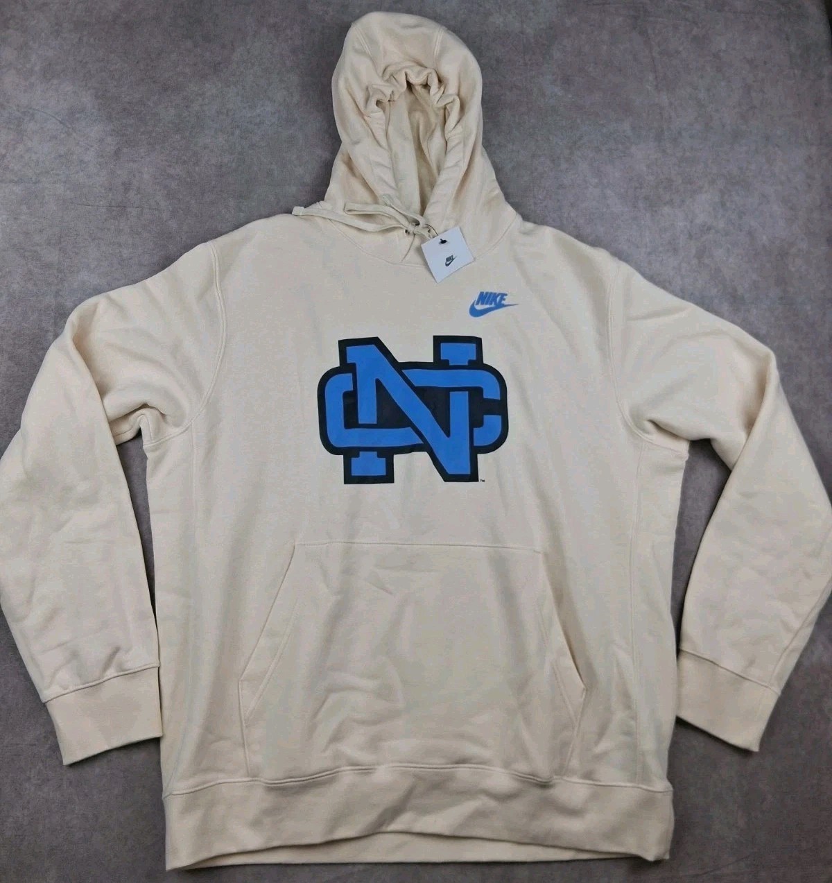 North Carolina Tar Heels UNC Hoodie Nike Mens Large Vault Logo Pullover NEW North Carolina Tar Heels UNC Hoodie Nike Mens Large Vault Logo Pullover NEW