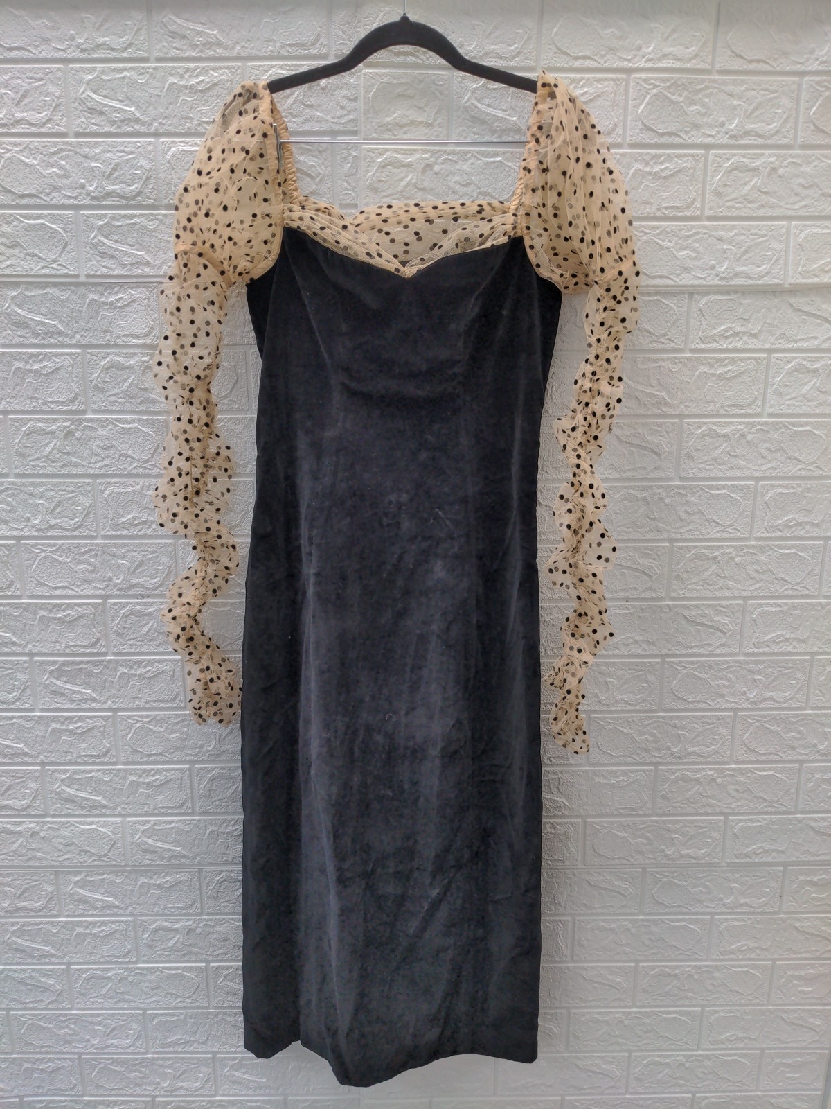 New Heirloom Doen Criselda Dress Black Velvet Polka Dot Puff Sleeve Sz 4 New Heirloom Doen Criselda Dress Black Velvet Polka Dot Puff Sleeve Sz 4