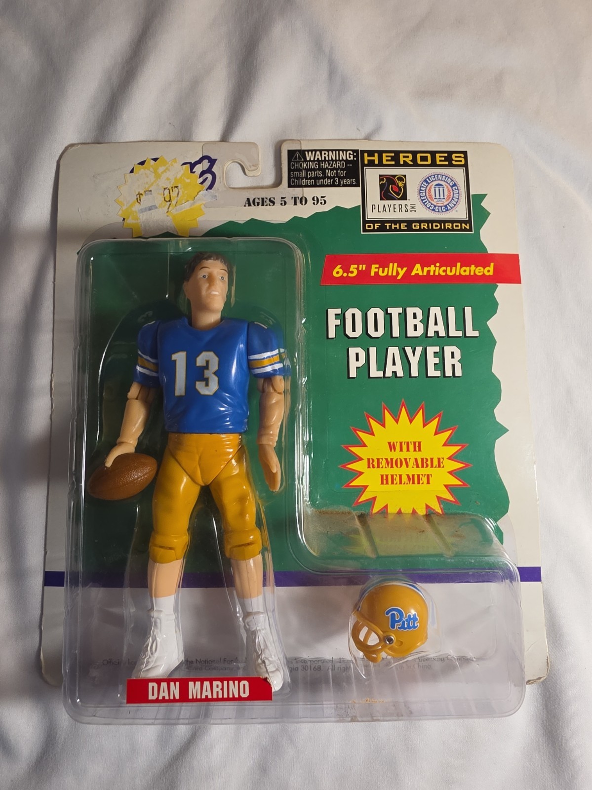 RARE 1997 Heroes of the Gridiron Dan Marino PITT Panthers Figure Sealed Players