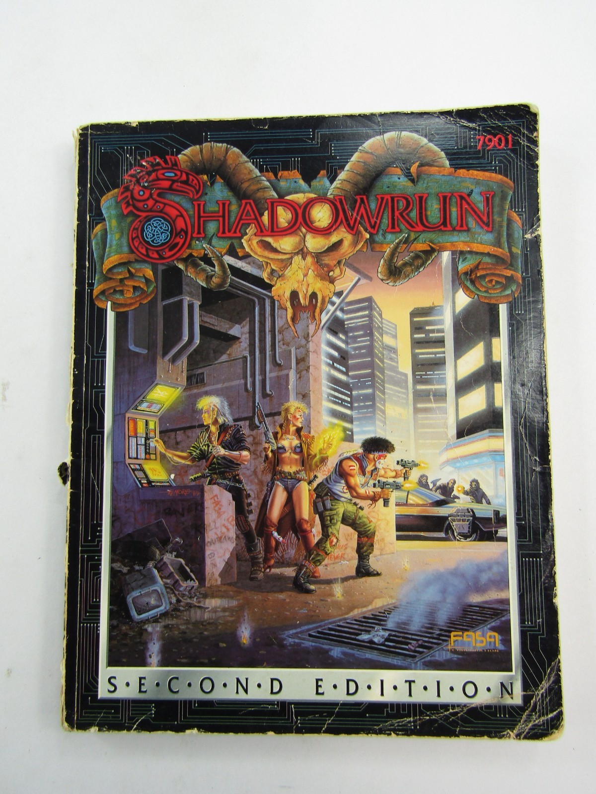 VTG Shadowrun Second Edition Guidebook Paperback Rulebook VTG Shadowrun Second Edition Guidebook Paperback Rulebook