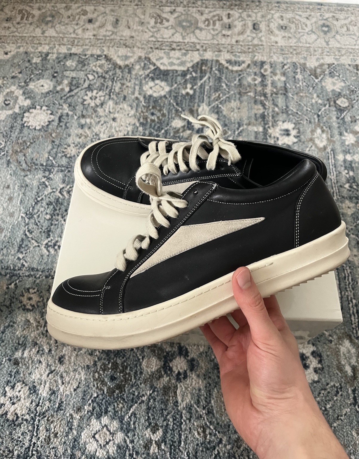 Rick Owens Leather Low Top Lace-Up Sneakers Black/White EU 46 6104897 Rick Owens Leather Low Top Lace-Up Sneakers Black/White EU 46 6104897