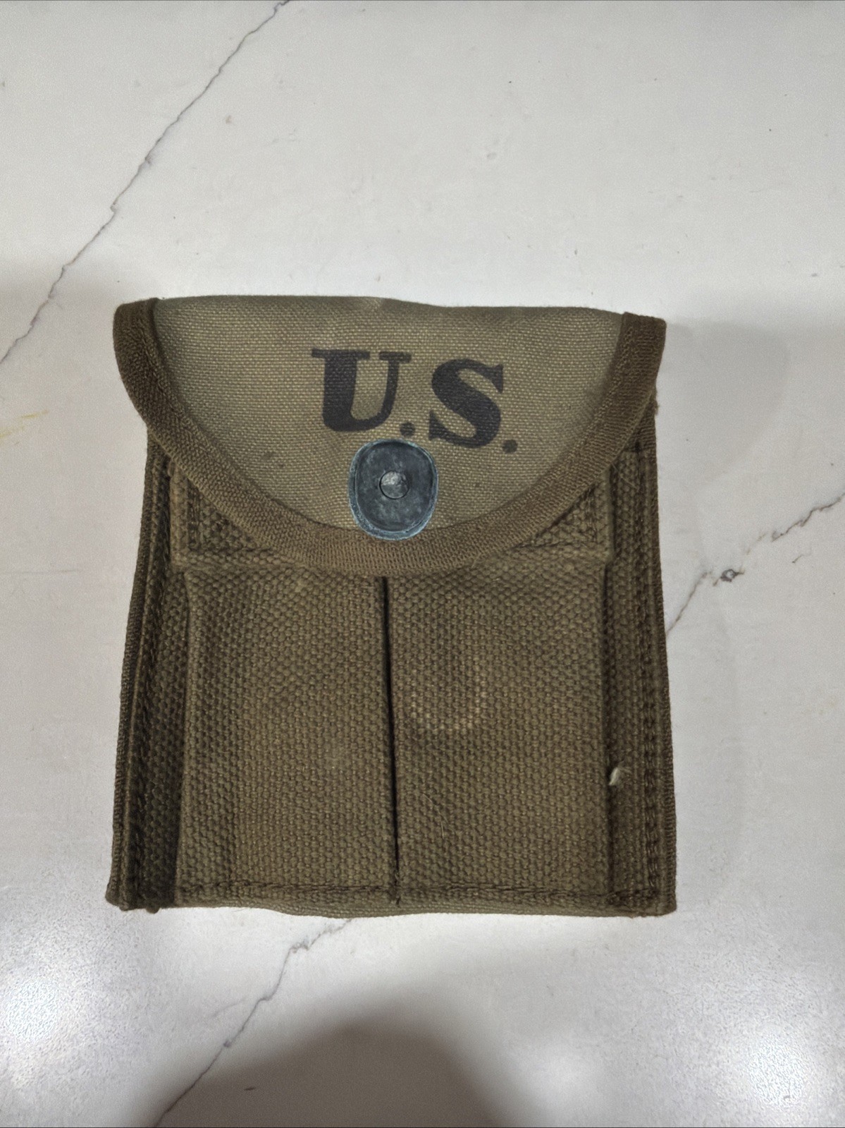 ORIGINAL WW2 US M1 CARBINE AMMO POUCH 2 POCKETS SURPLUS MILITARY ORIGINAL WW2 US M1 CARBINE AMMO POUCH 2 POCKETS SURPLUS MILITARY