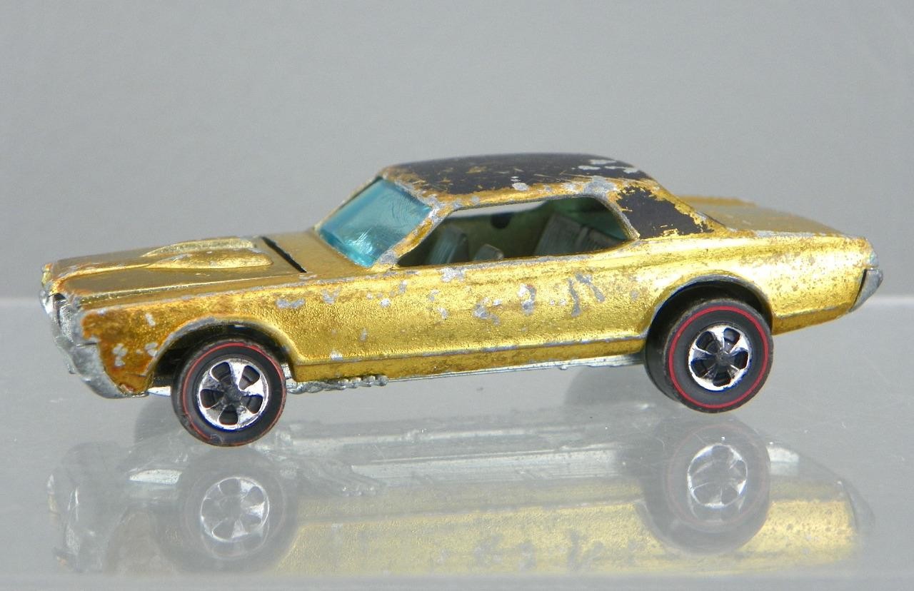Vintage 1967 Hot Wheels Redline Diecast Gold w/ Black Roof Custom Cougar HK RARE