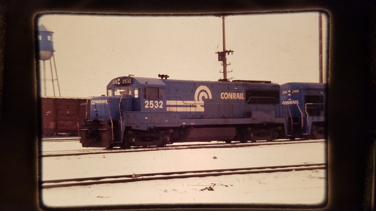 XTT08 35MM Train Slide ENGINE LOCOMOTIVE RR 2532 CR CONRAIL 1979 XTT08 35MM Train Slide ENGINE LOCOMOTIVE RR 2532 CR CONRAIL 1979