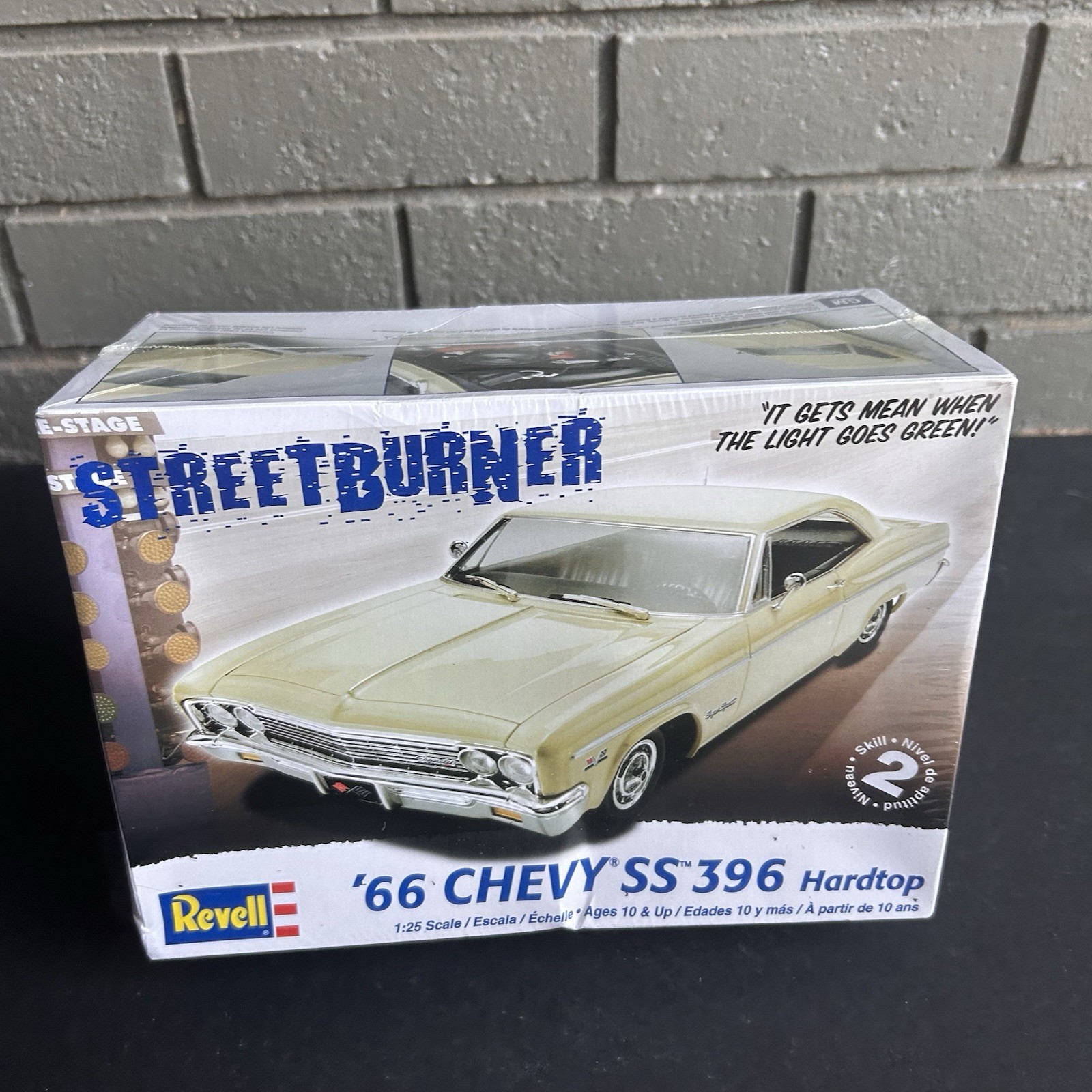 Revell 1966 Chevy SS 396 Hardtop 1:25 Scale Model Kit Streetburner Revell 1966 Chevy SS 396 Hardtop 1:25 Scale Model Kit Streetburner