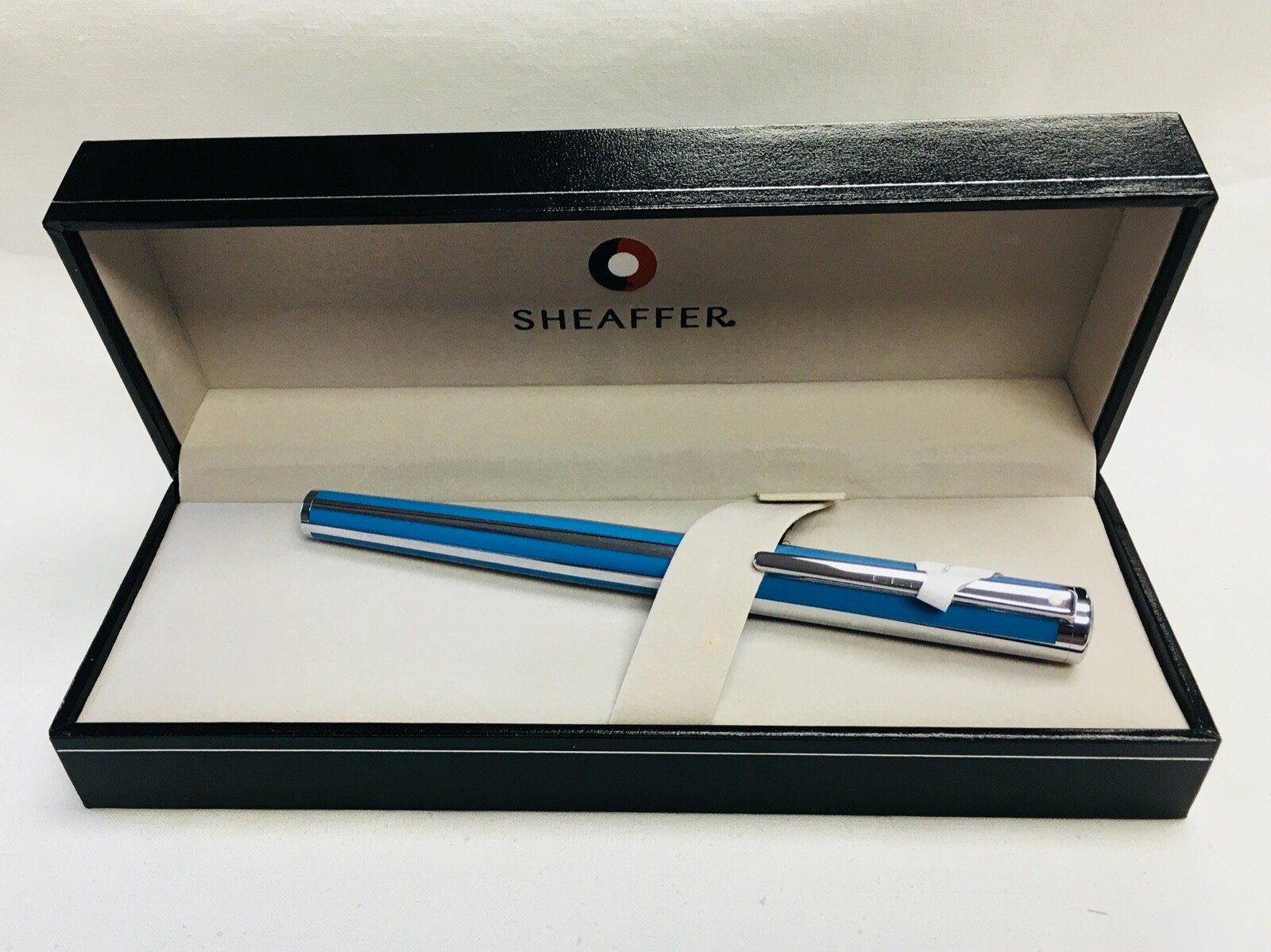 Sheaffer Intensity Chrome with Light Blue Insets Roller Ball Pen Sheaffer Intensity Chrome with Light Blue Insets Roller Ball Pen
